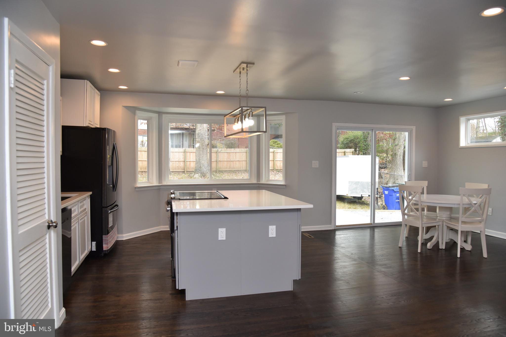 COLLEGE PARK ESTATES - Residential Lease