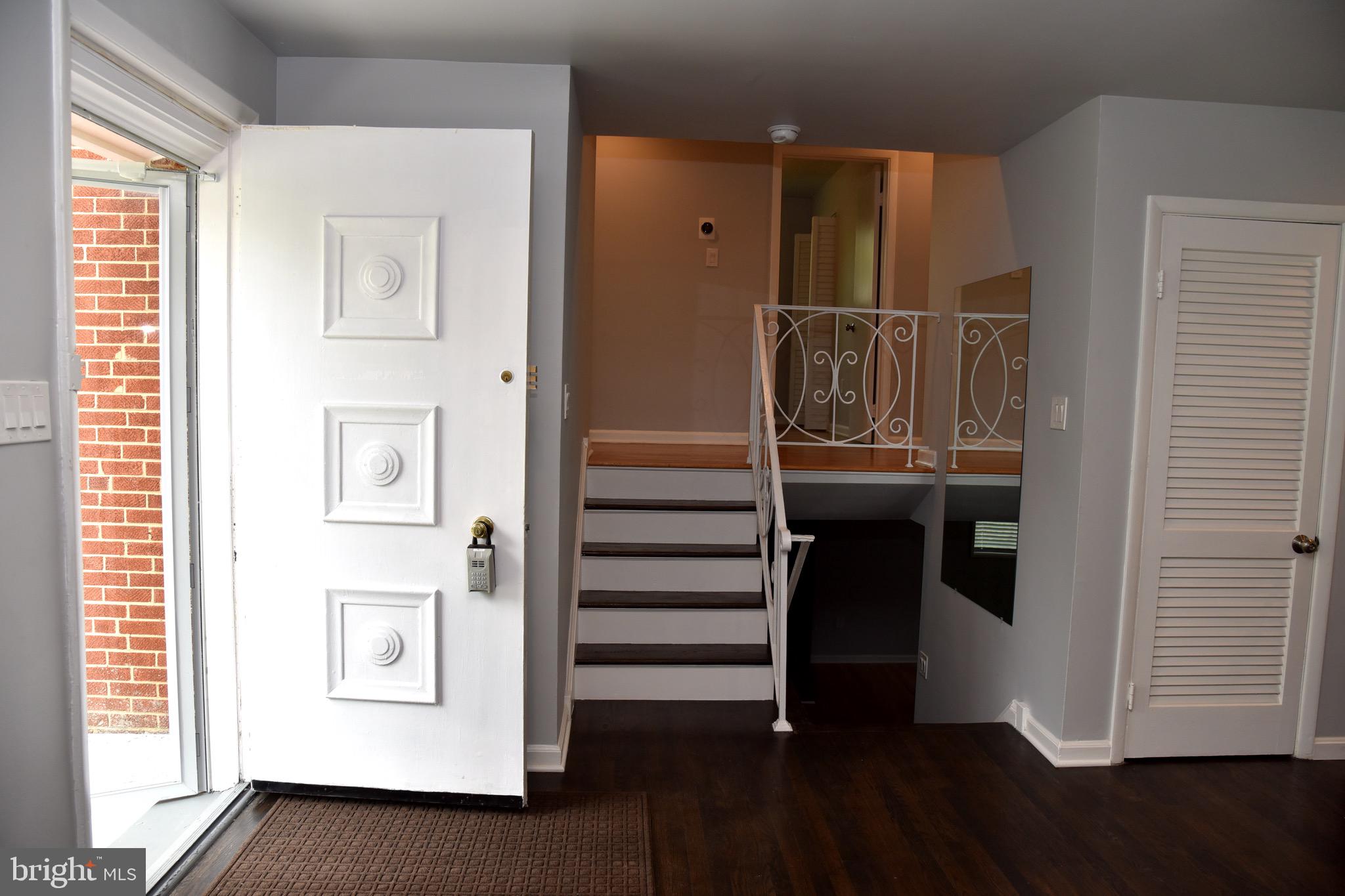 COLLEGE PARK ESTATES - Residential Lease