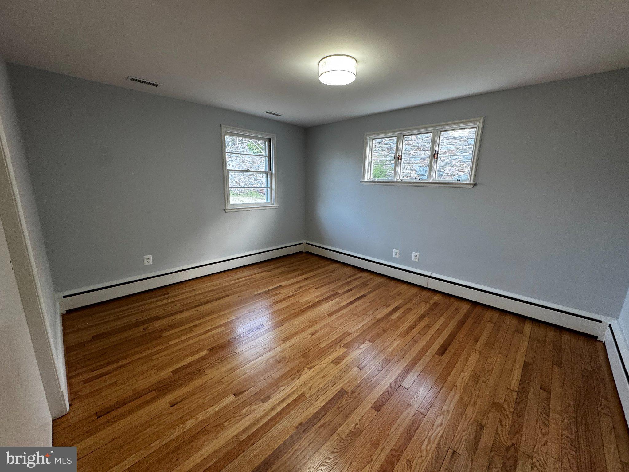 KNOLLWOOD - Residential