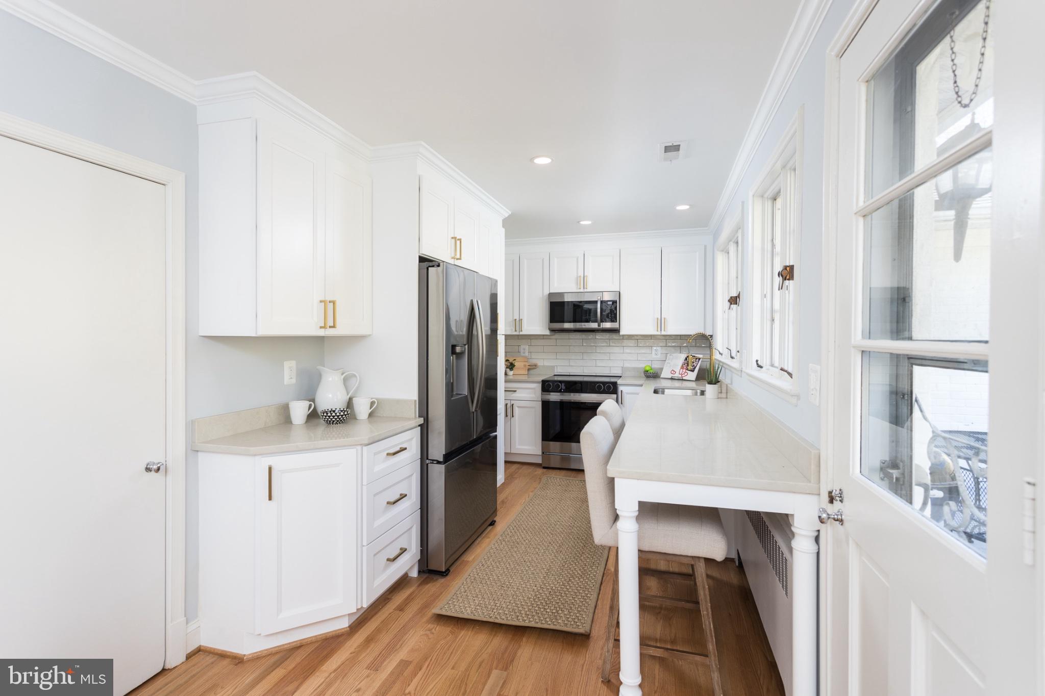 KNOLLWOOD - Residential