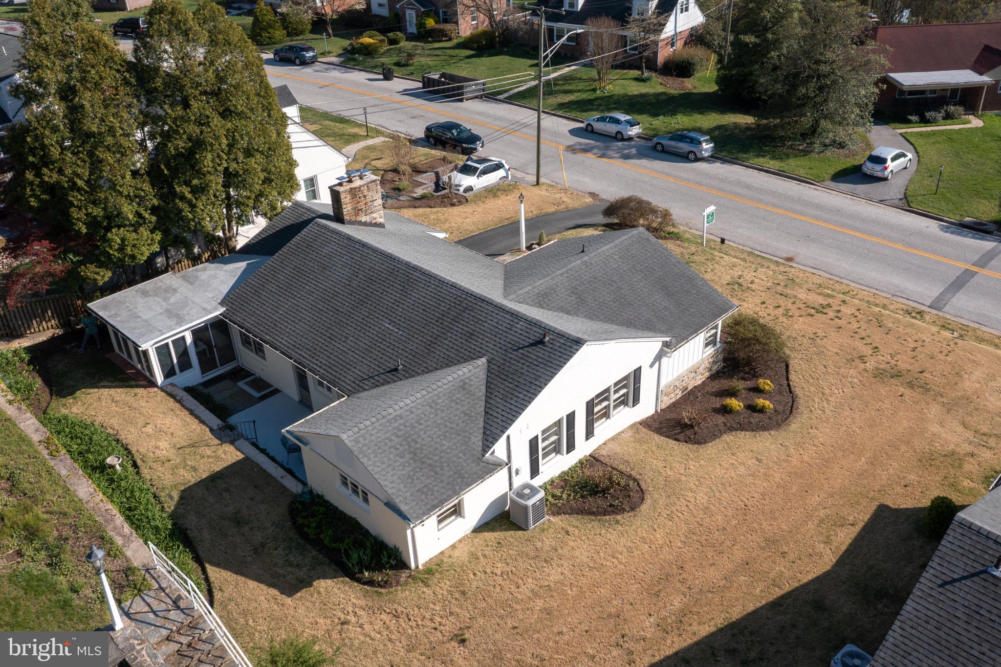 KNOLLWOOD - Residential