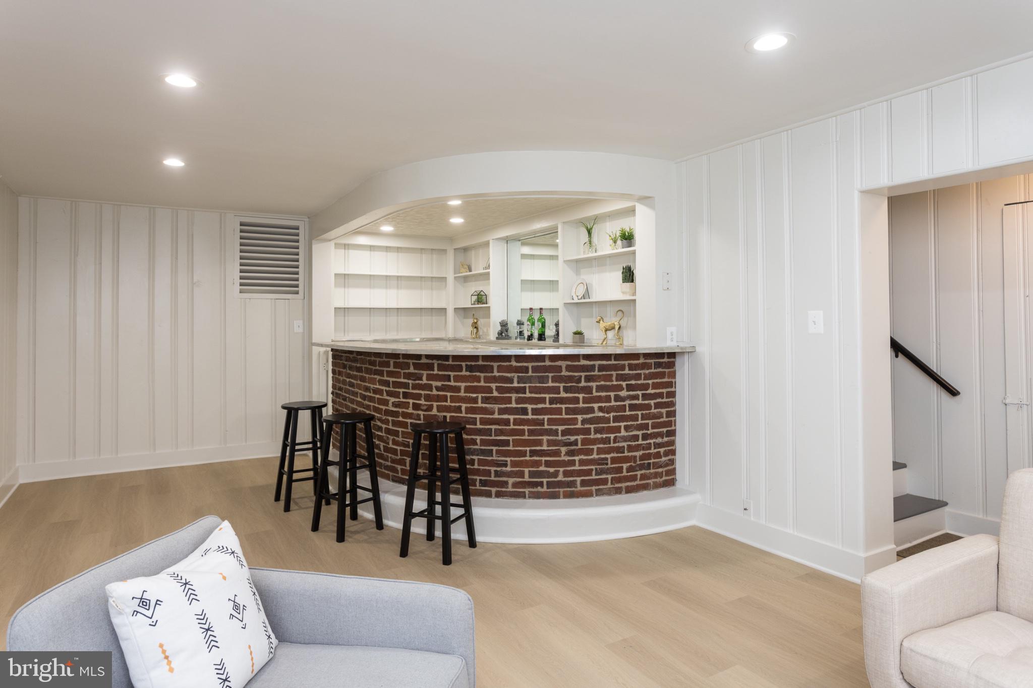 KNOLLWOOD - Residential