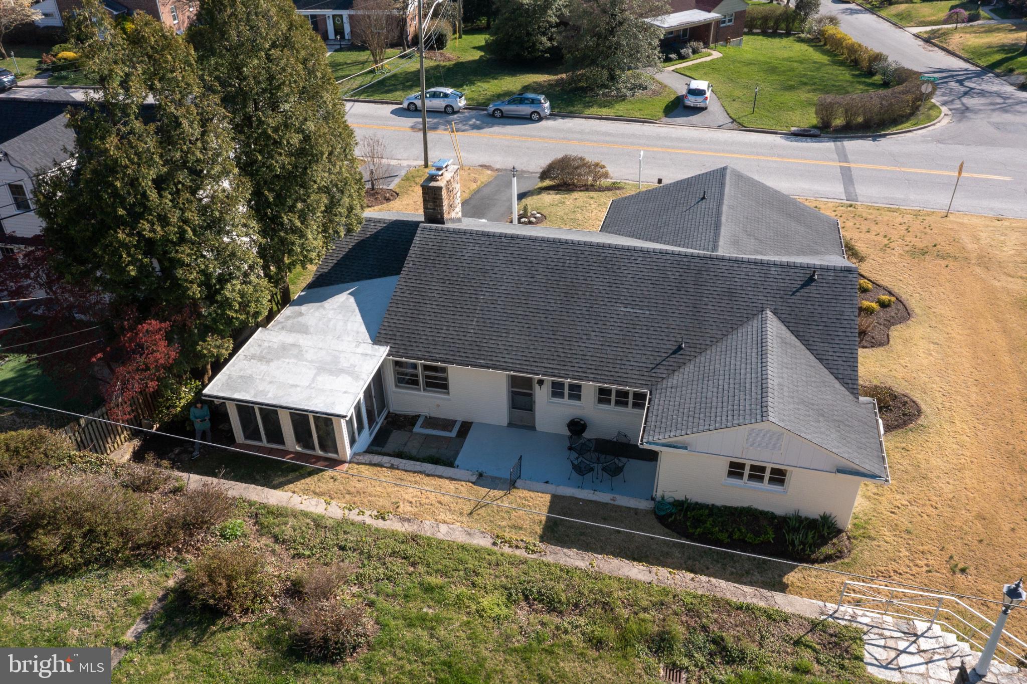 KNOLLWOOD - Residential