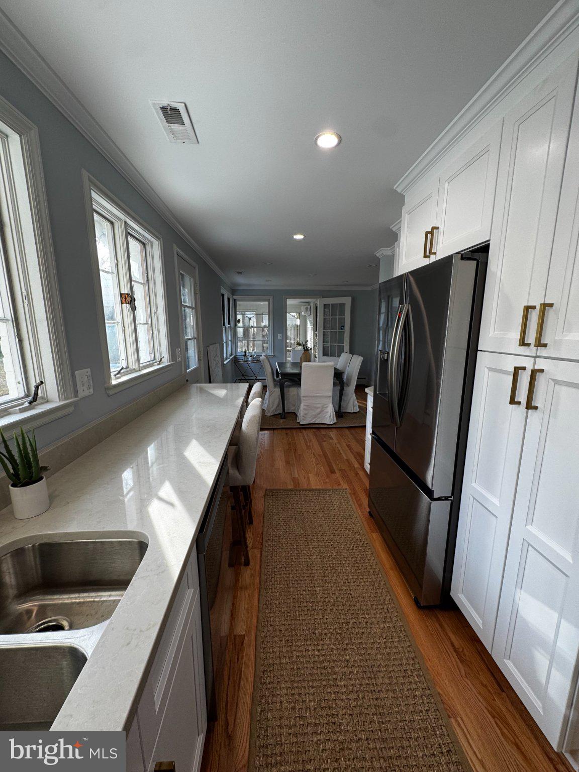 KNOLLWOOD - Residential