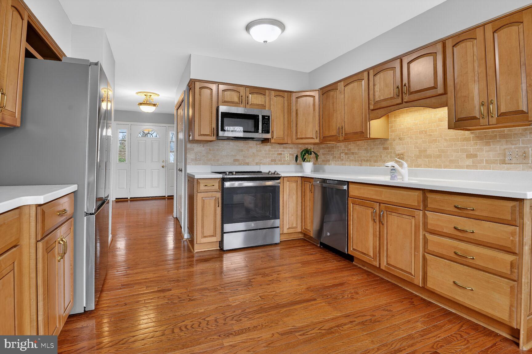 LAKEWOOD HILLS - Residential