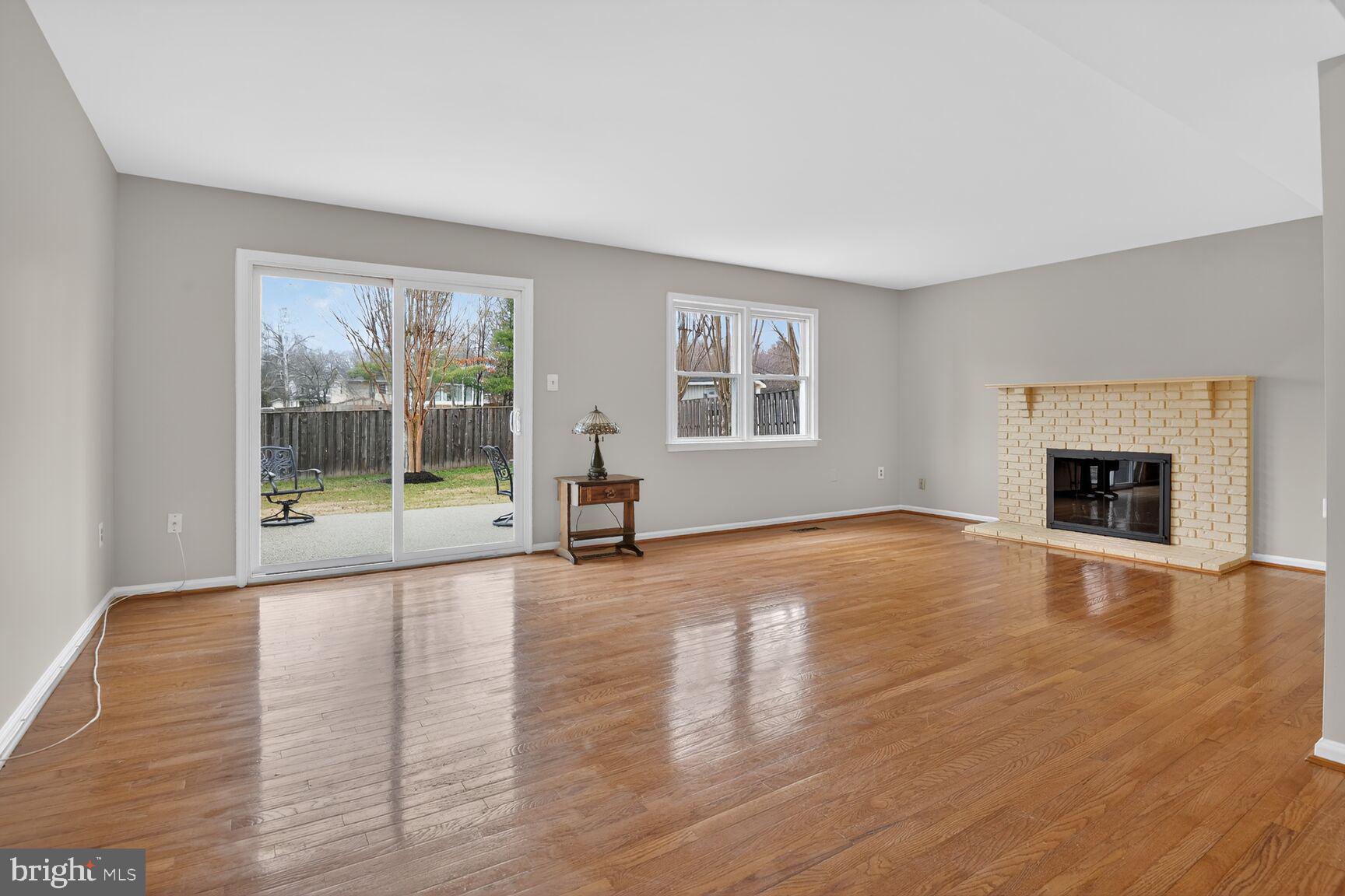 LAKEWOOD HILLS - Residential