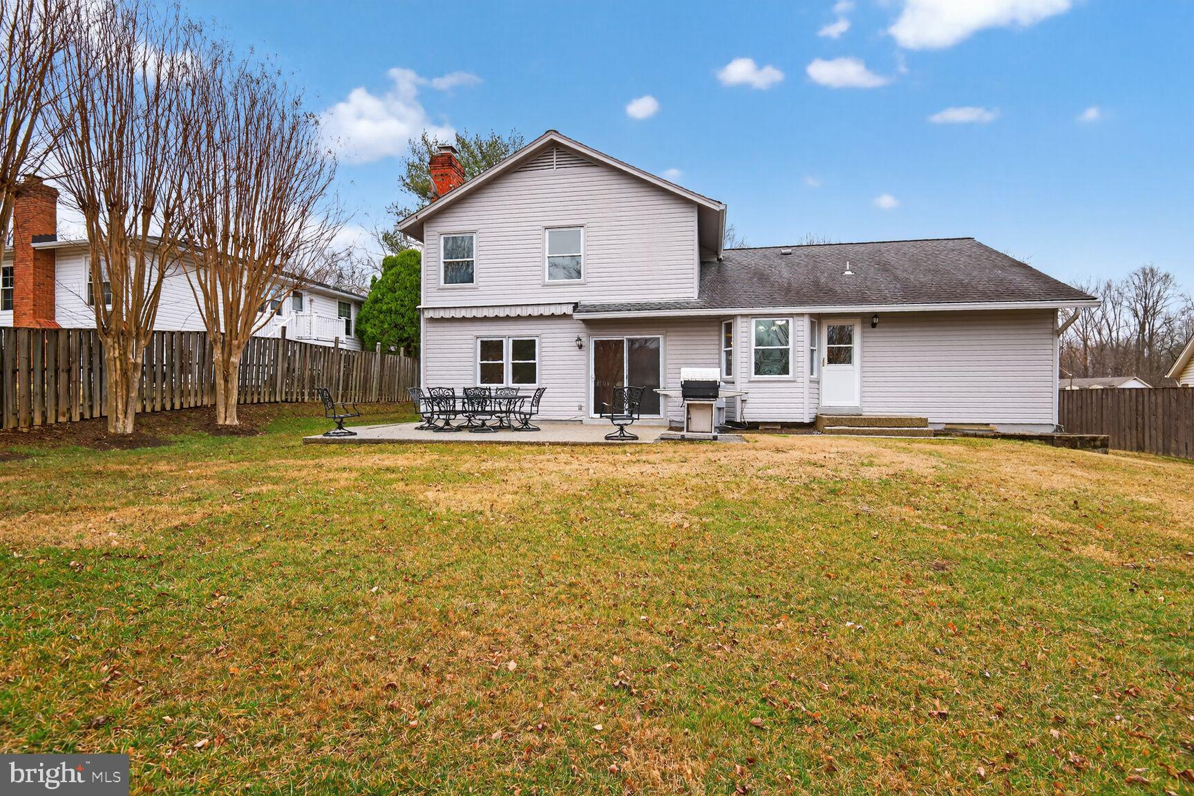 LAKEWOOD HILLS - Residential