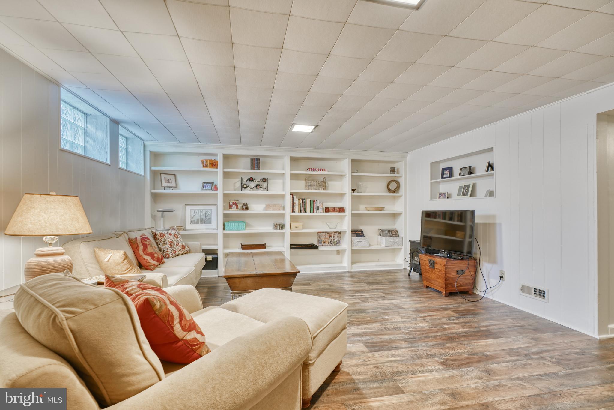 RODGERS FORGE/GAYWOOD - Residential