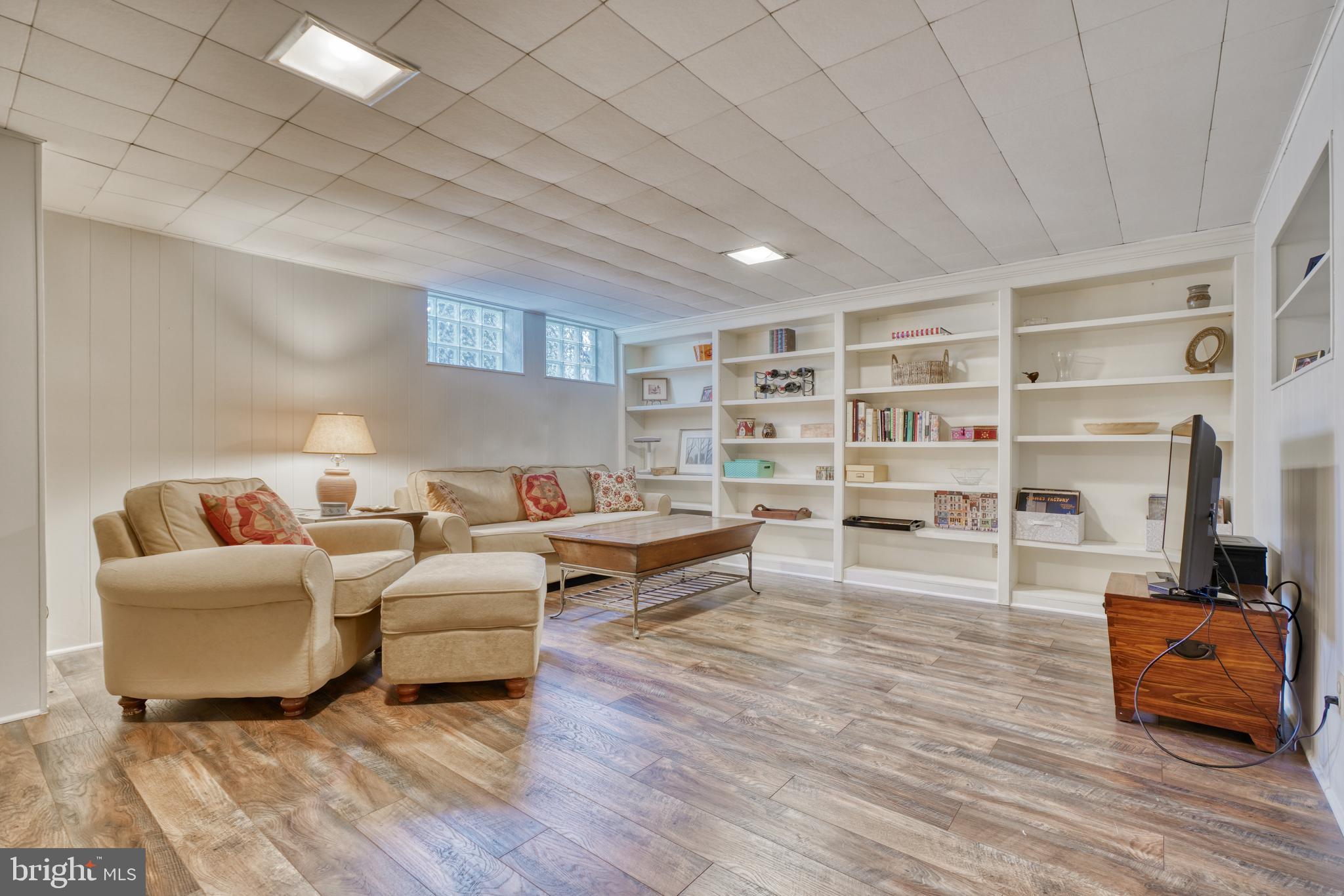 RODGERS FORGE/GAYWOOD - Residential