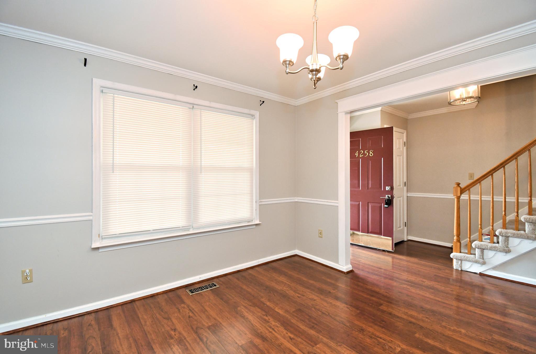 FAIRLAWN COURT - Residential Lease