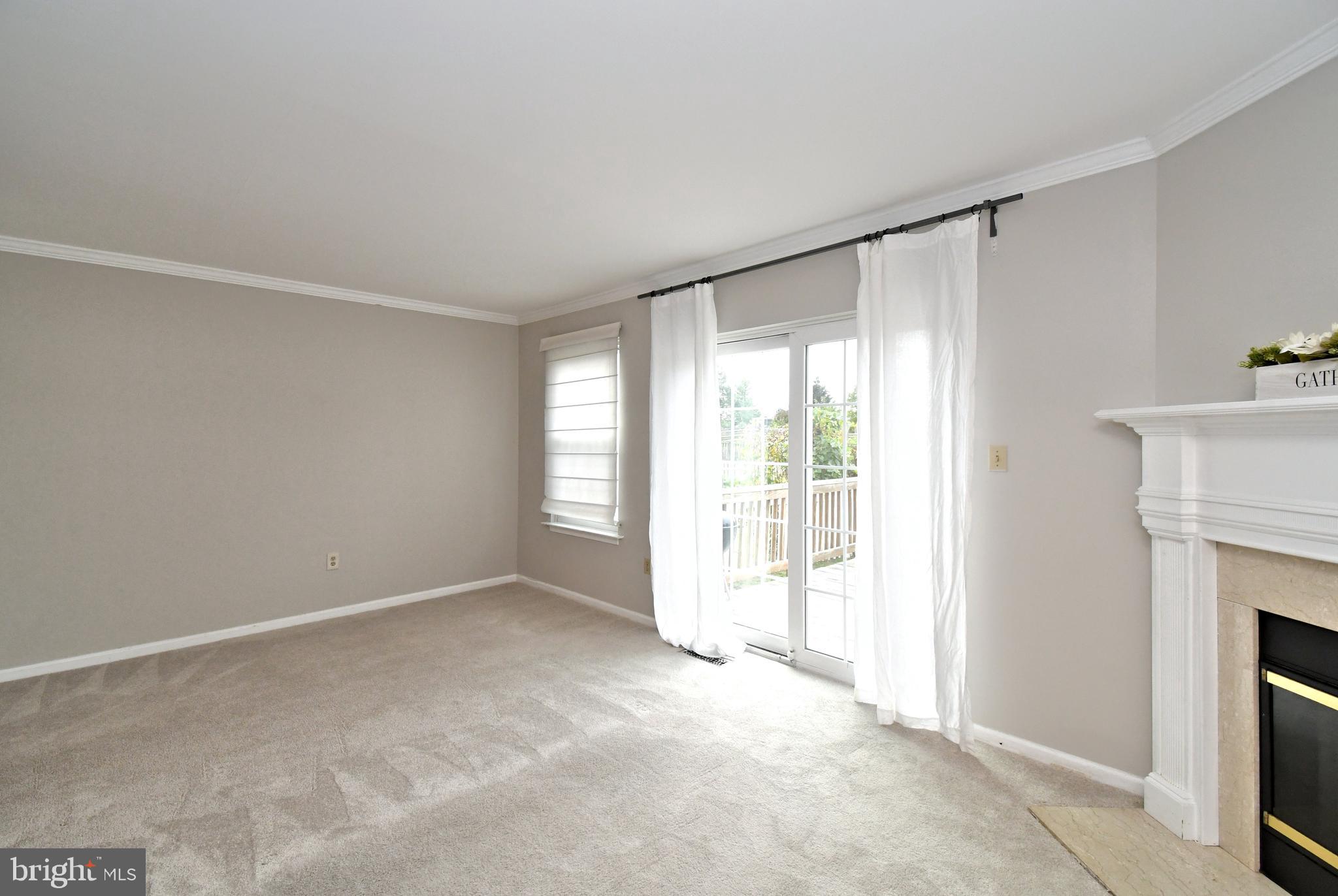 FAIRLAWN COURT - Residential Lease