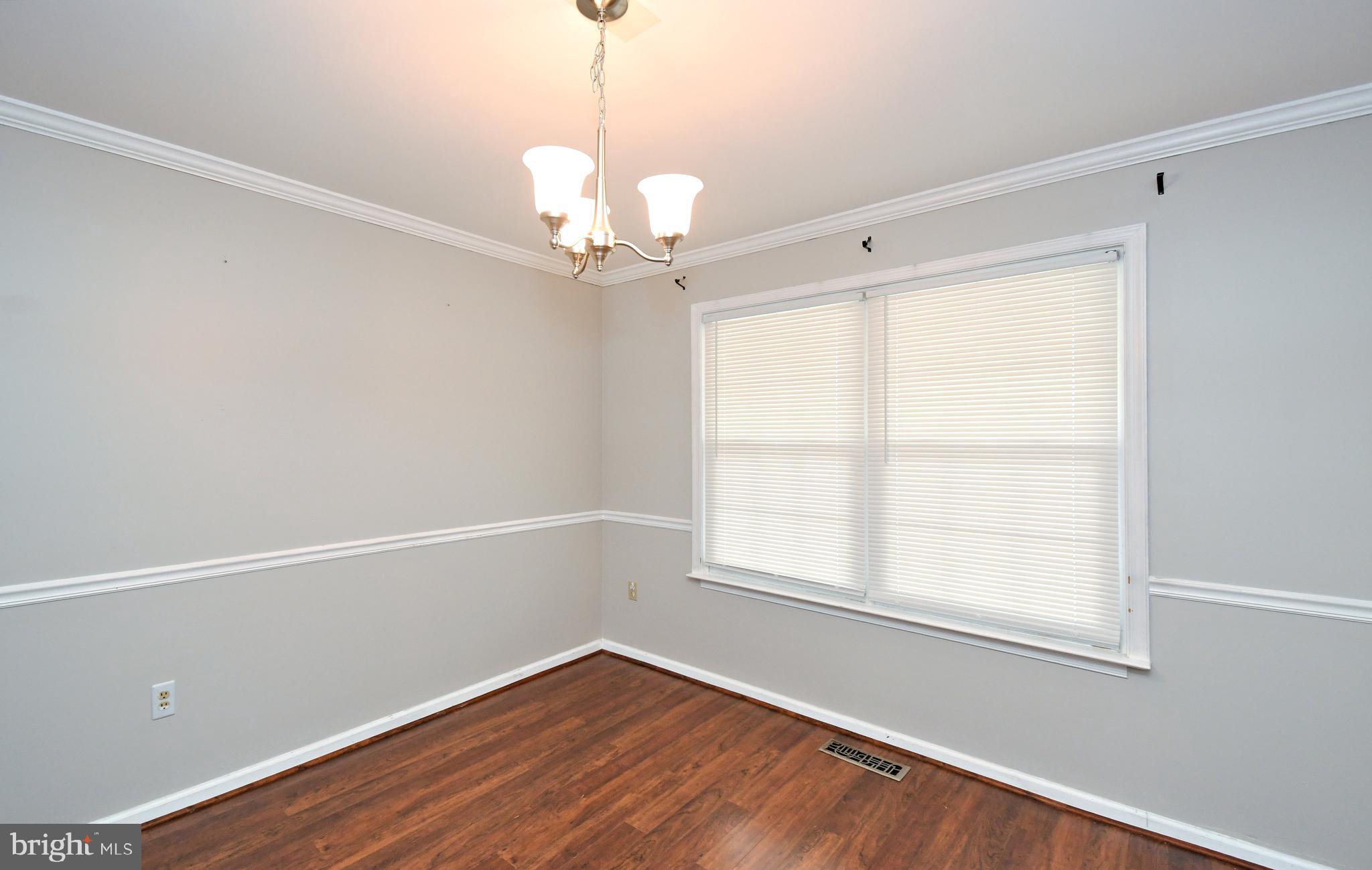 FAIRLAWN COURT - Residential Lease