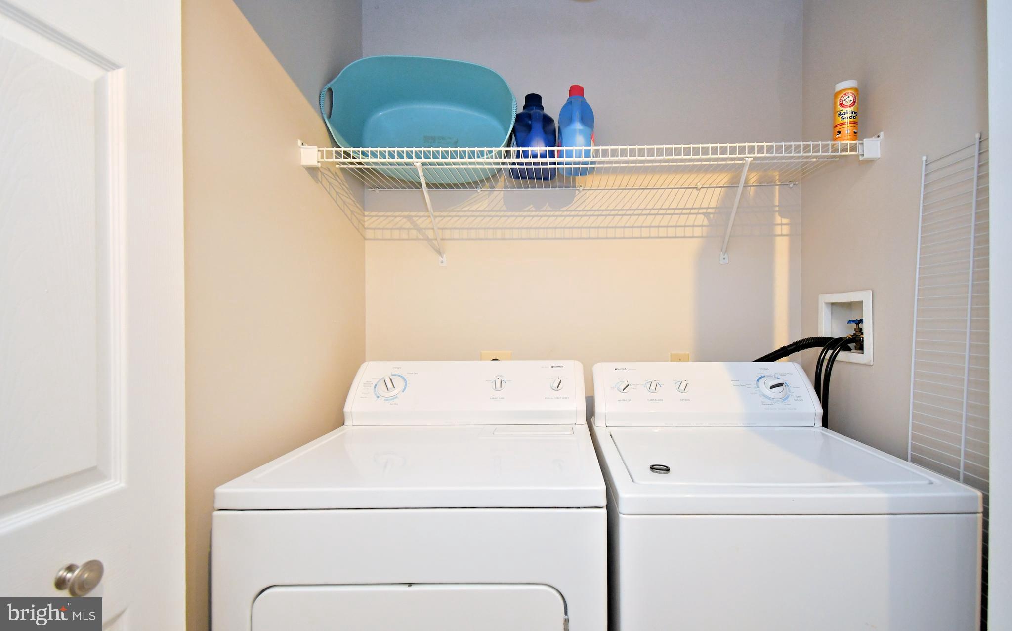 FAIRLAWN COURT - Residential Lease