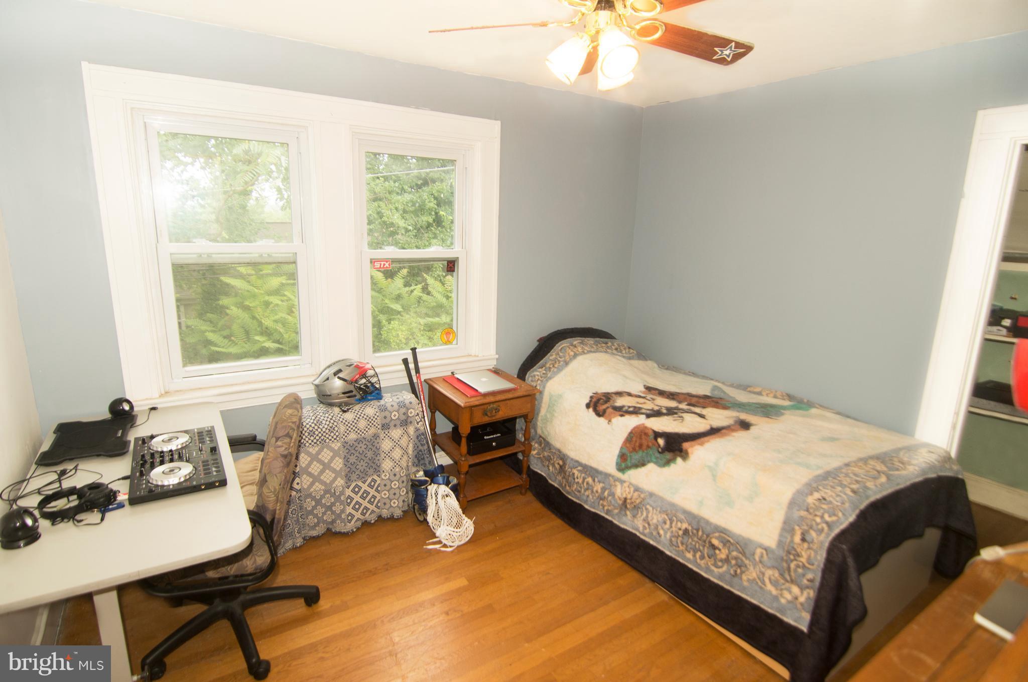 MEDFIELD - Residential