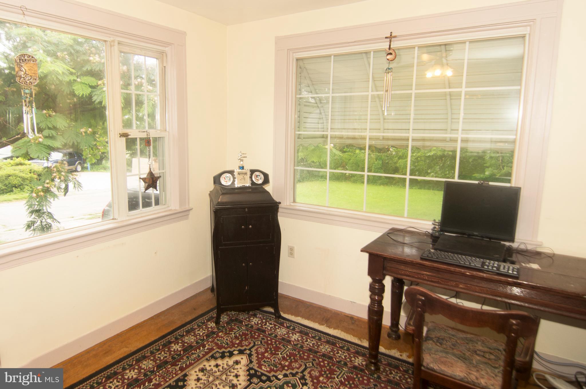 MEDFIELD - Residential