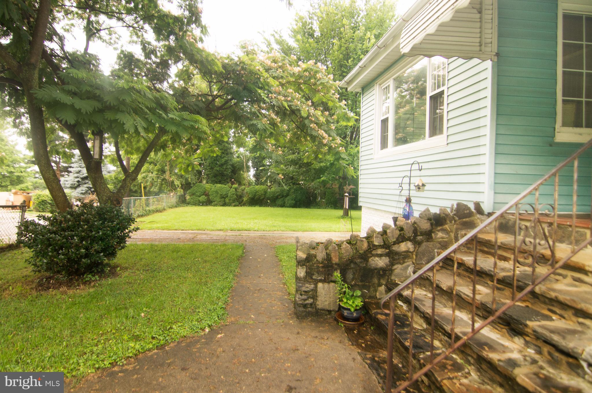 MEDFIELD - Residential