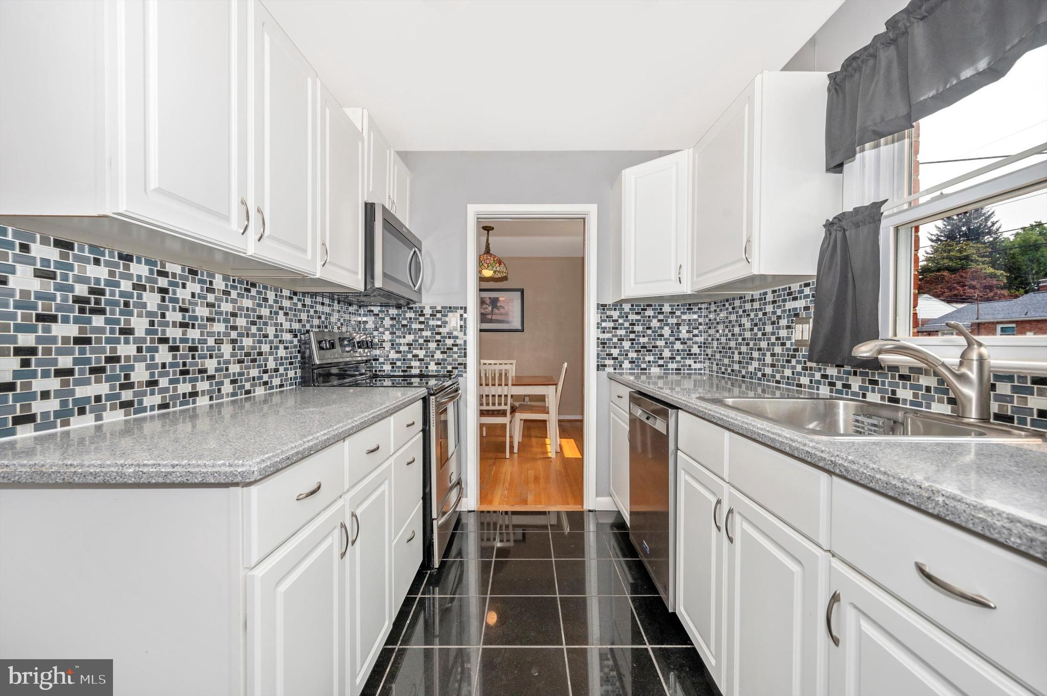 MONOCACY VILLAGE - Residential