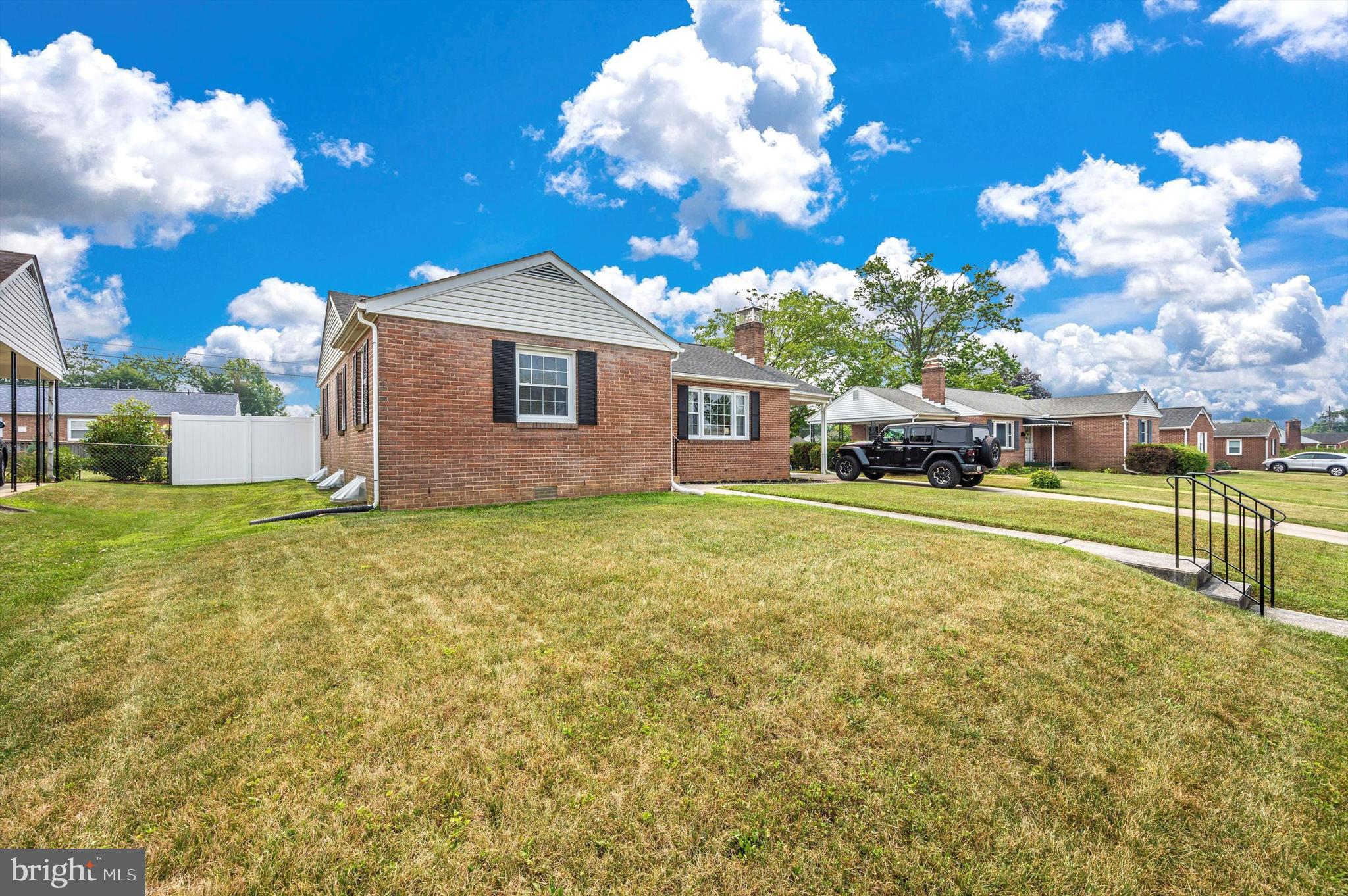 MONOCACY VILLAGE - Residential