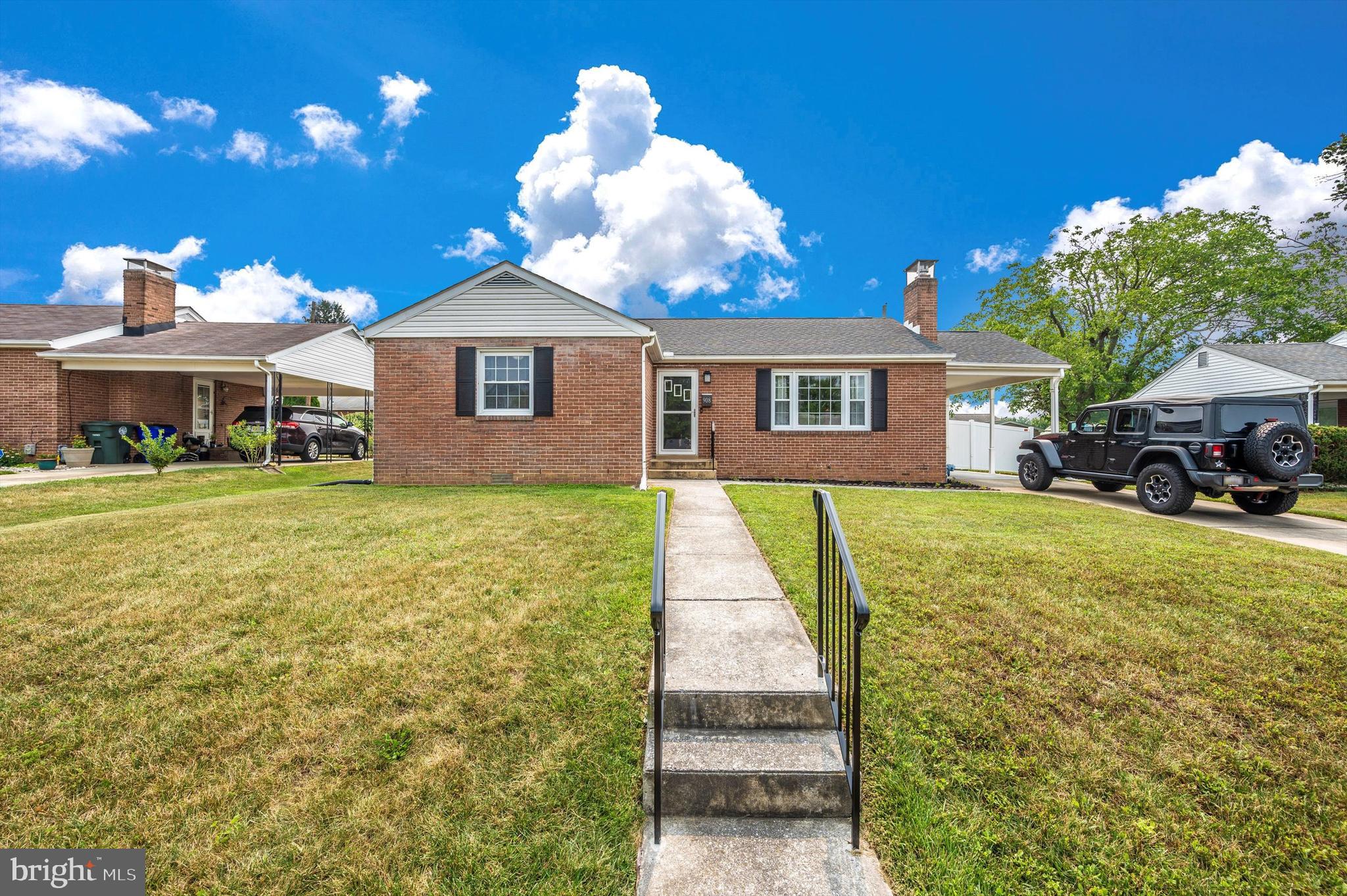 MONOCACY VILLAGE - Residential