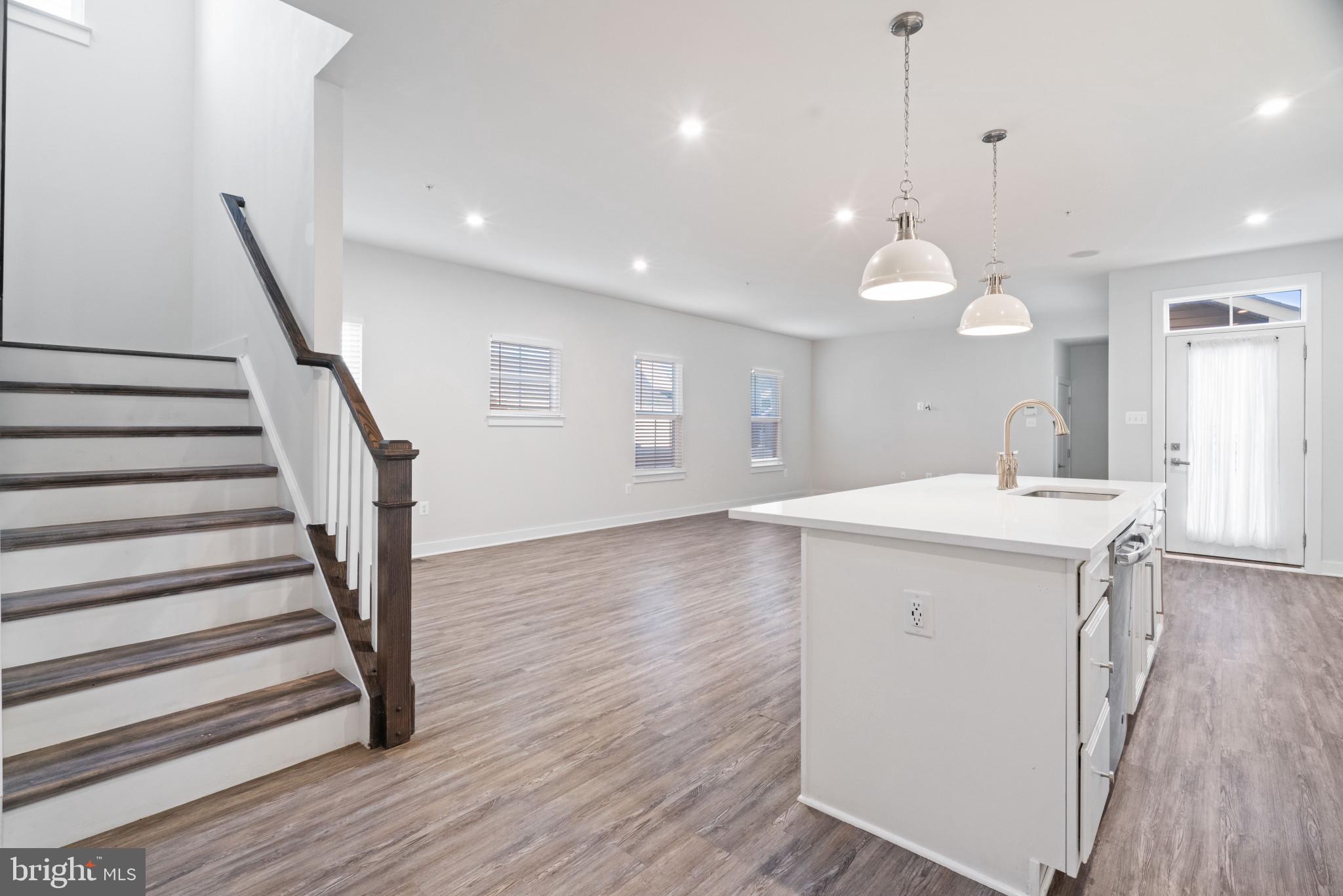 BALLENGER RUN - Residential