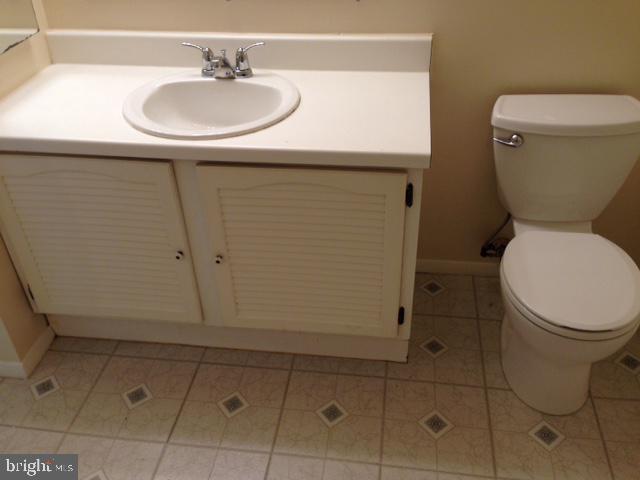 PARK OVERLOOK - Residential Lease