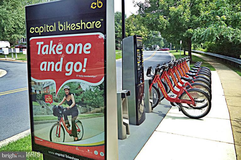 PARK OVERLOOK - Residential Lease