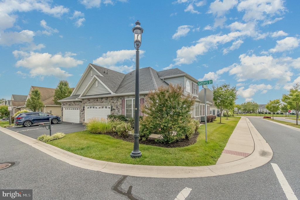 Photo of 437 Settlers Drive, Lititz, PA 17543 (MLS # PALA2041082)