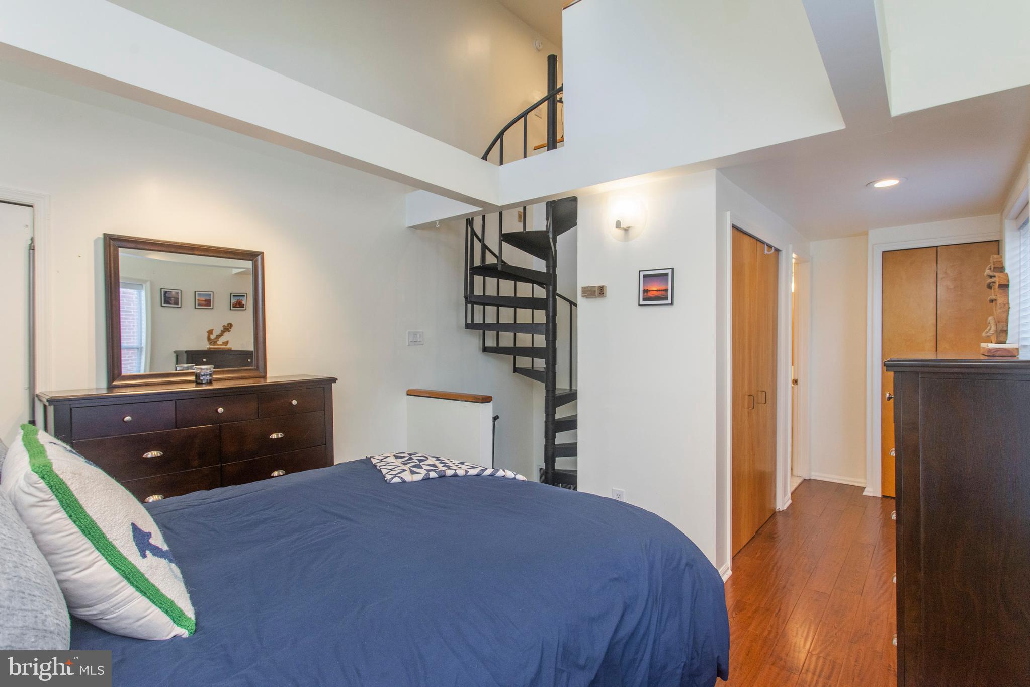 WASHINGTON SQ WEST - Residential Lease