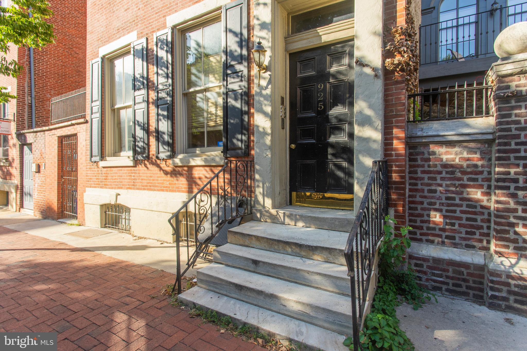 WASHINGTON SQ WEST - Residential Lease