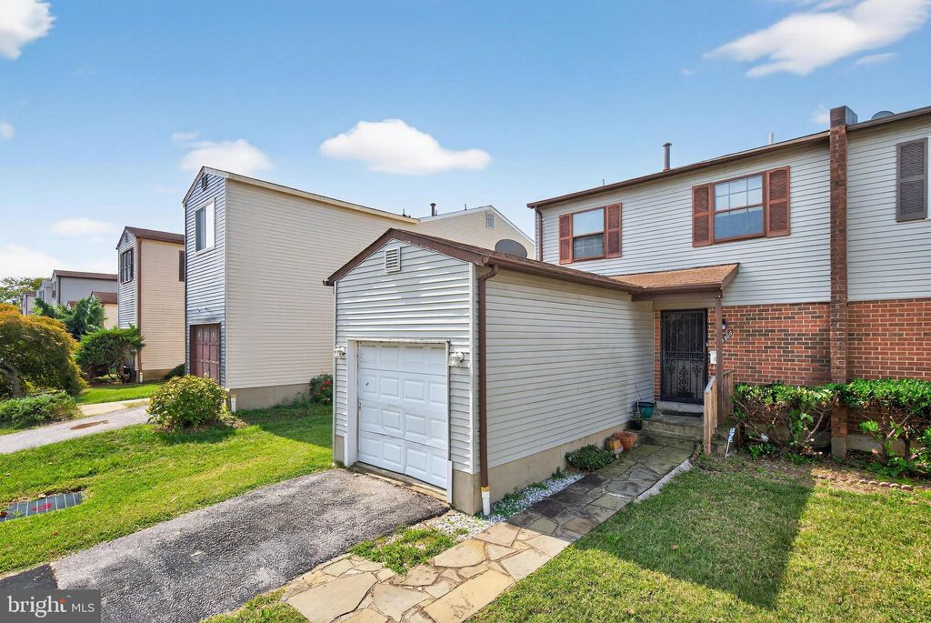 Photo of 4306 Varnum Place NE, WASHINGTON, DC 20017 (MLS # DCDC2222508)