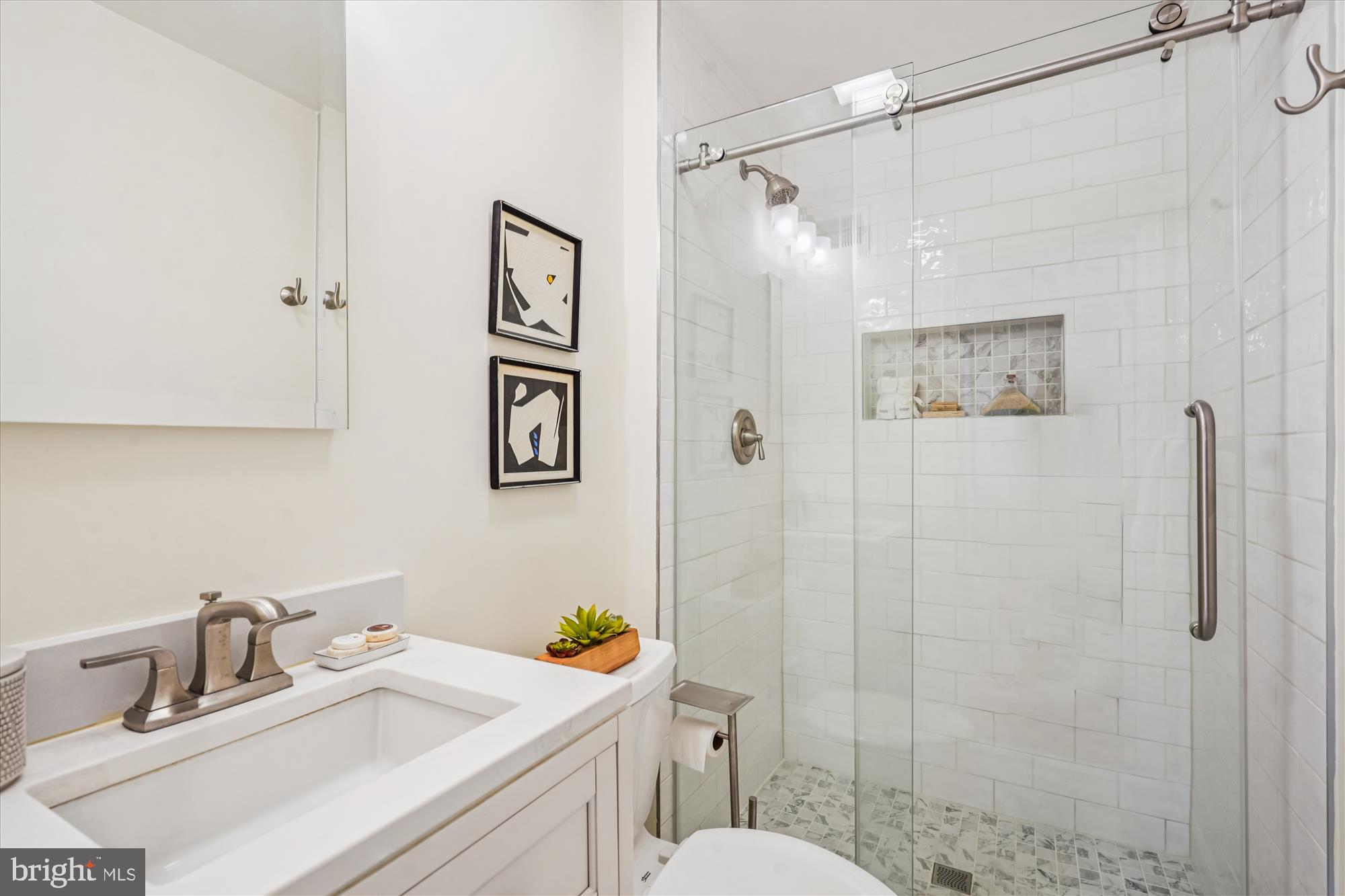 STONELEIGH - Residential