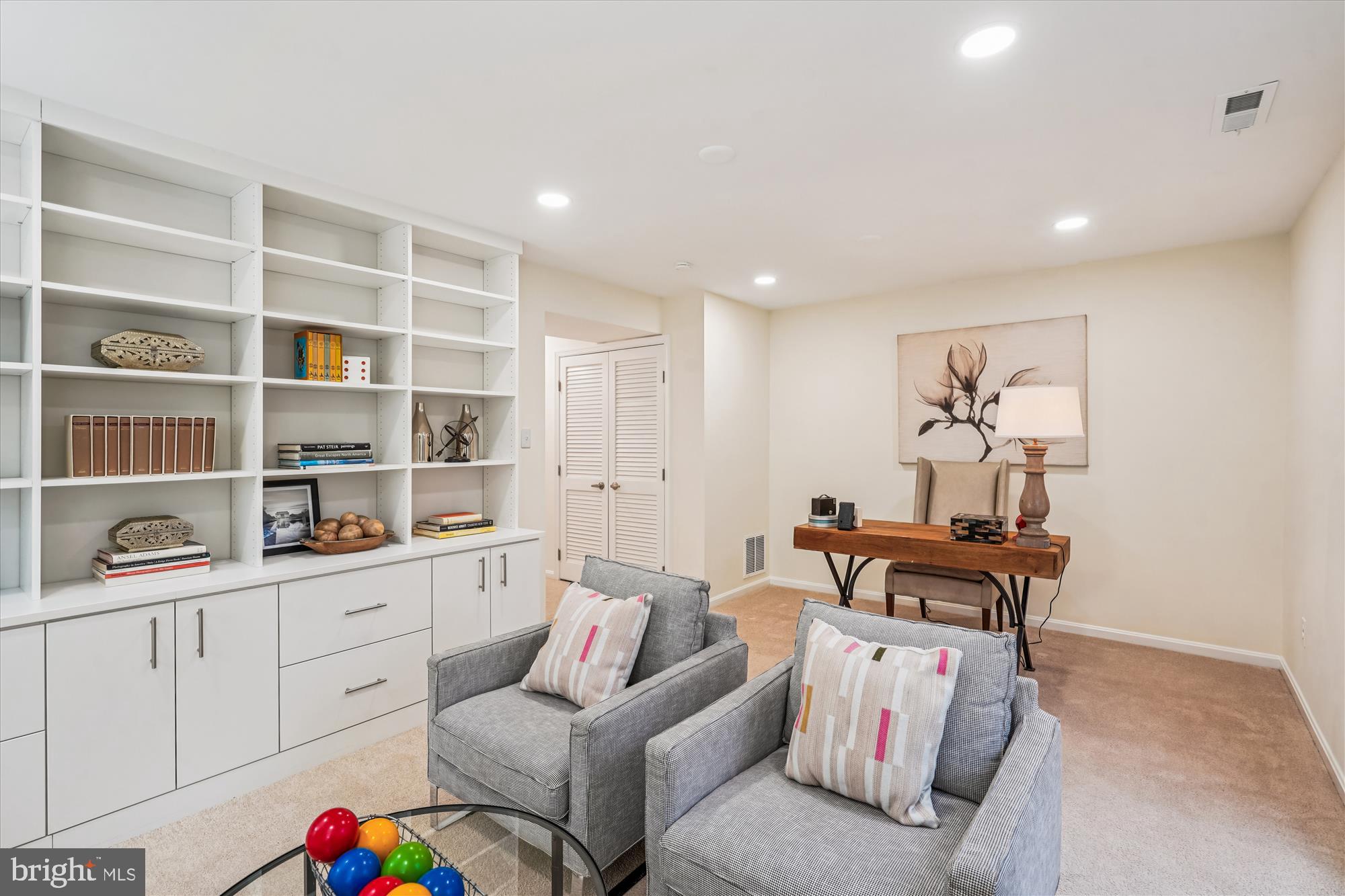 STONELEIGH - Residential