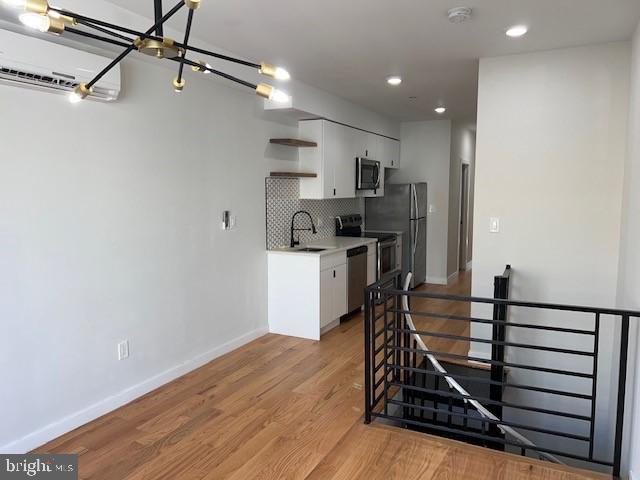 1209 SNYDER AVENUE 2ND FL