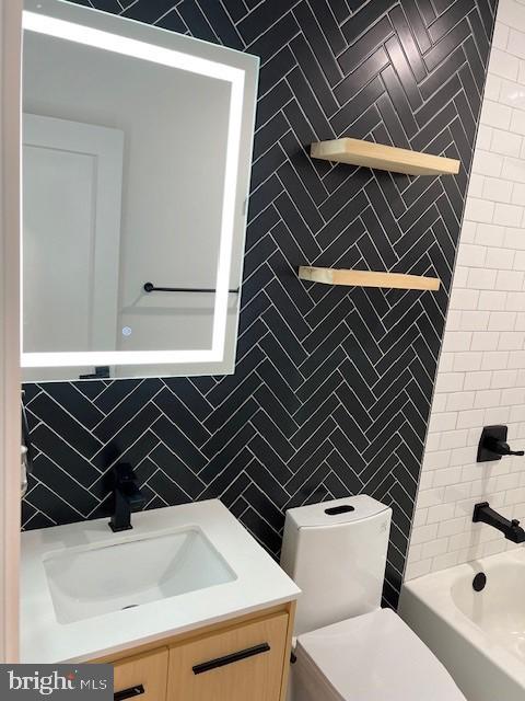 EAST PASSYUNK CROSSING - Residential Lease