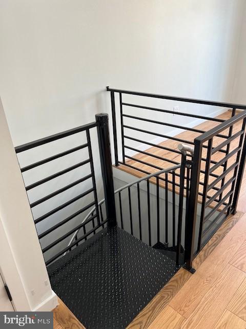 1209 SNYDER AVENUE 2ND FL