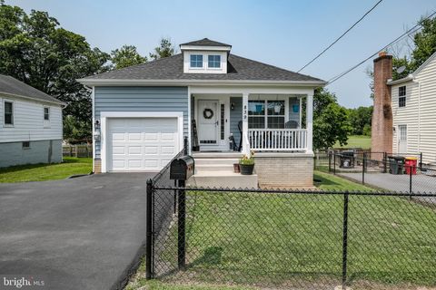 839 JEFFERSON AVENUE CHARLES TOWN WV 25414