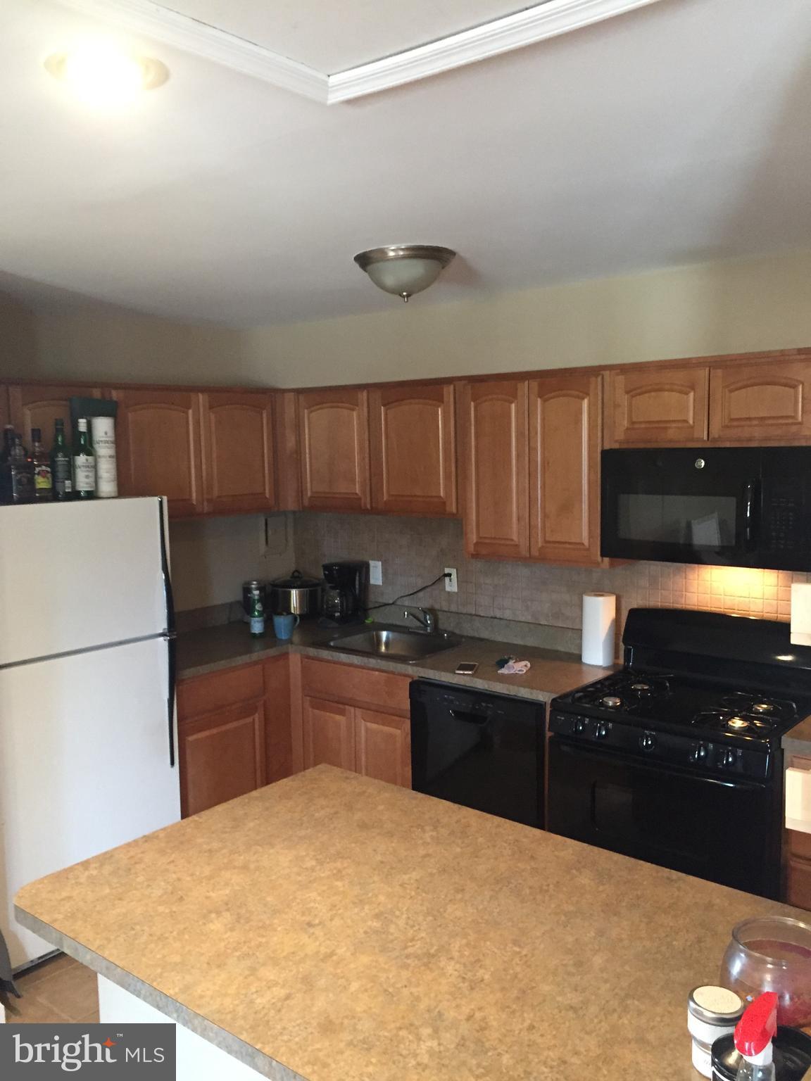 FAIRWINDS ON SEVERN - Residential Lease