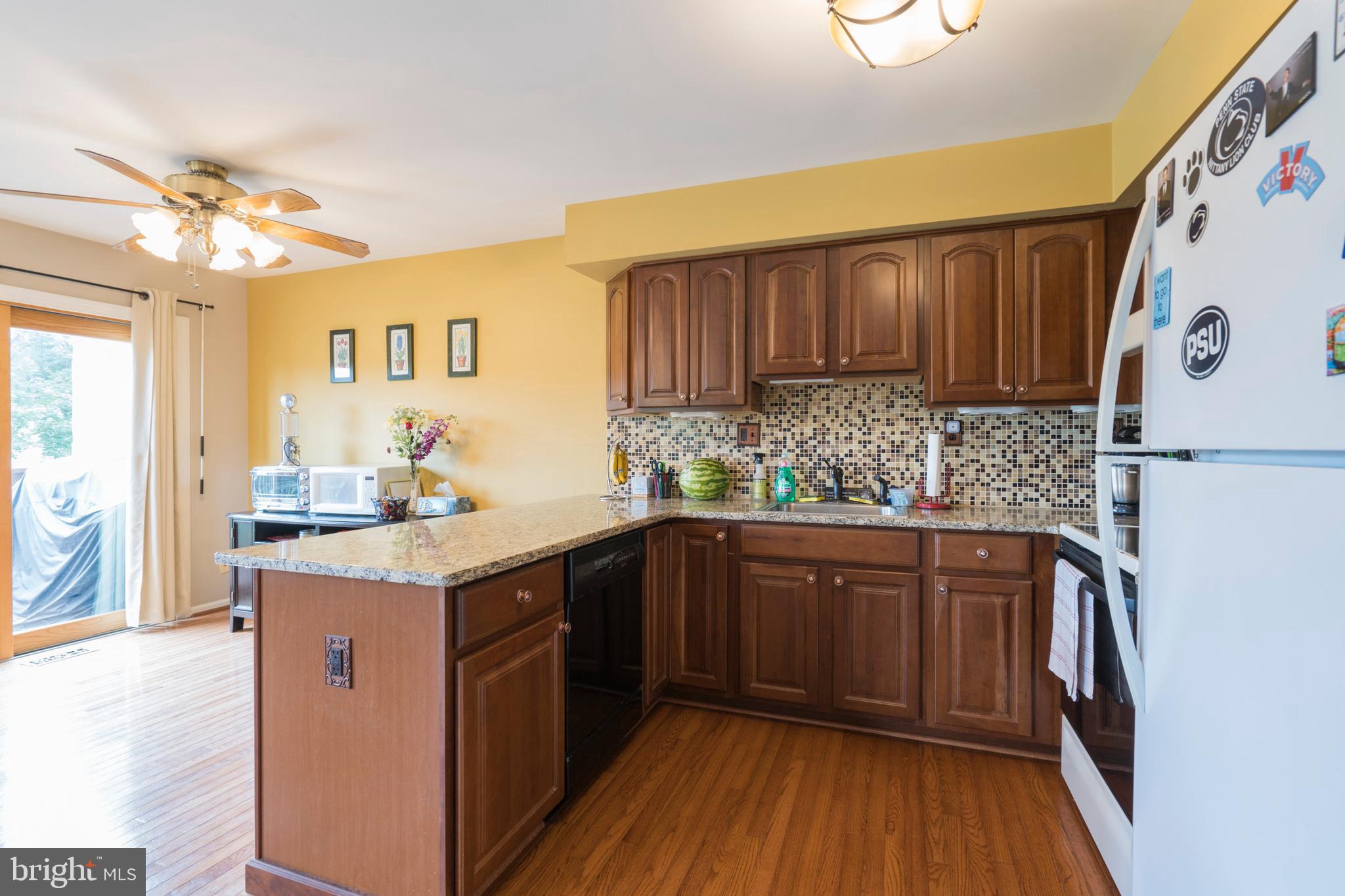 BRADFORD SQUARE - Residential Lease