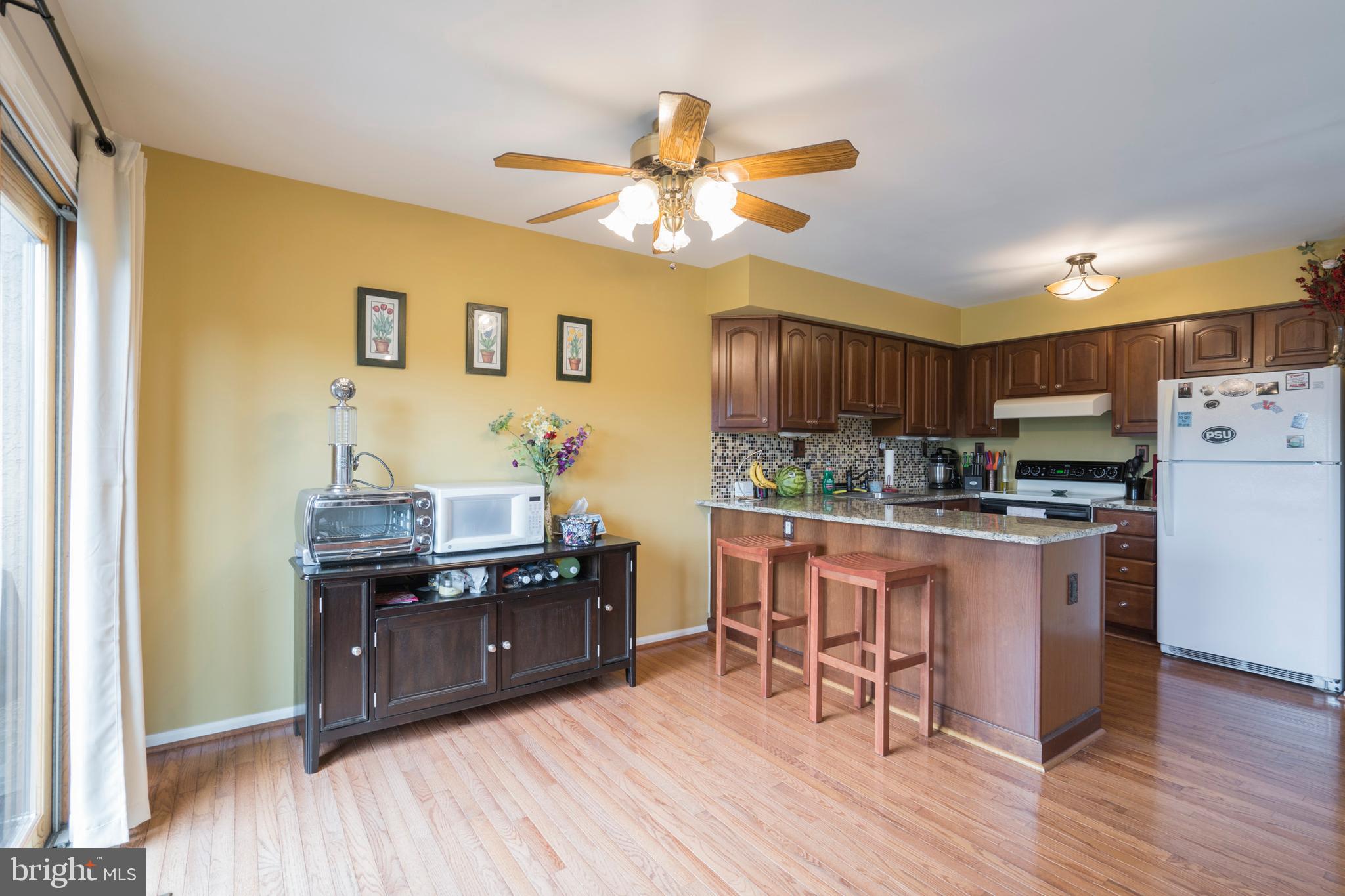 BRADFORD SQUARE - Residential Lease