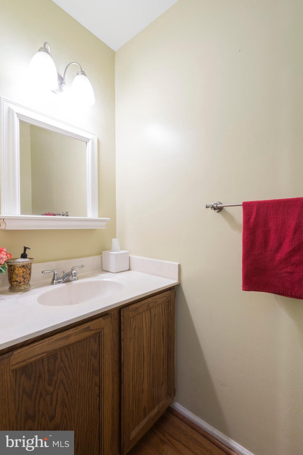 BRADFORD SQUARE - Residential Lease