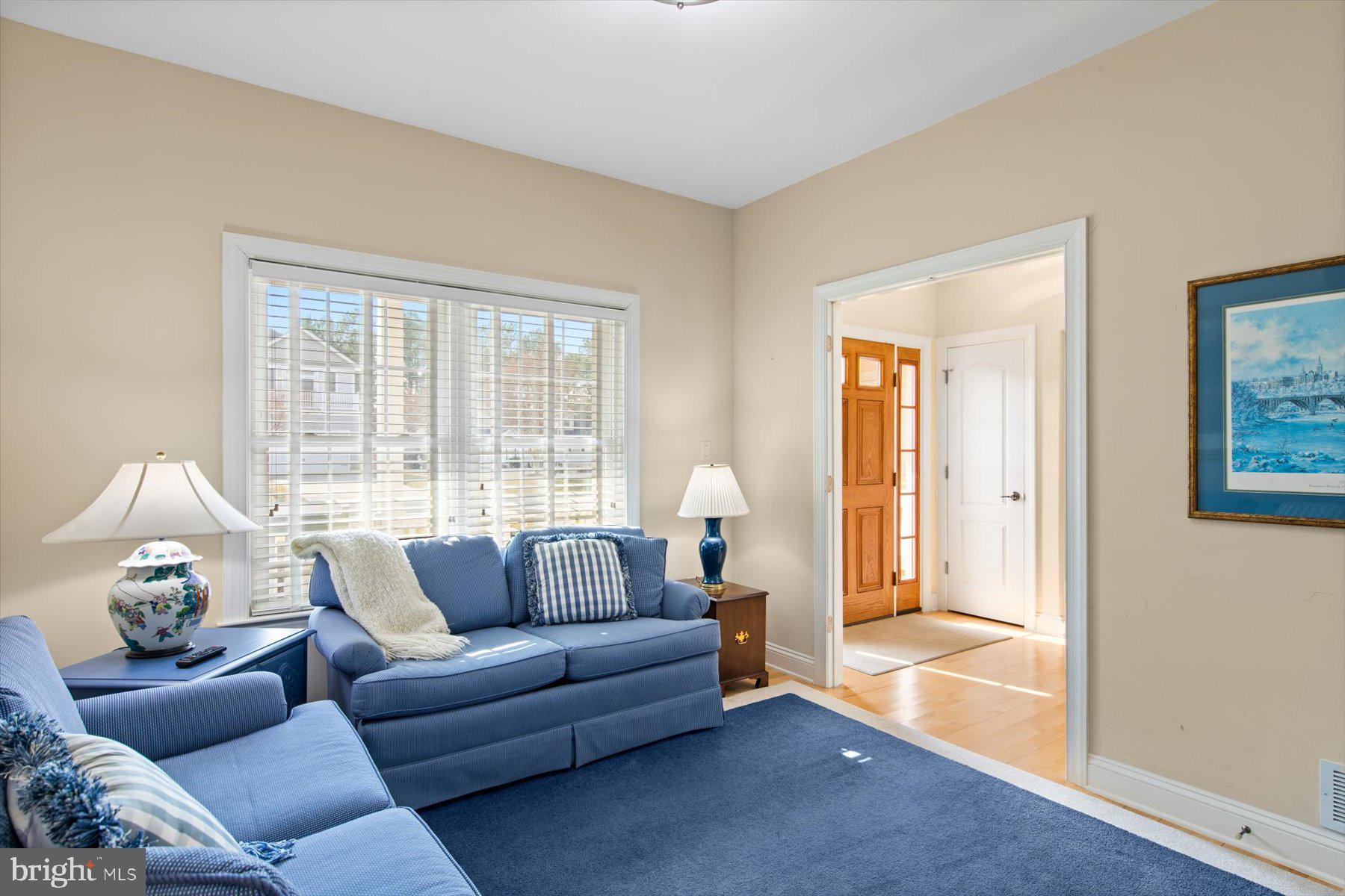 SALT POND - Residential