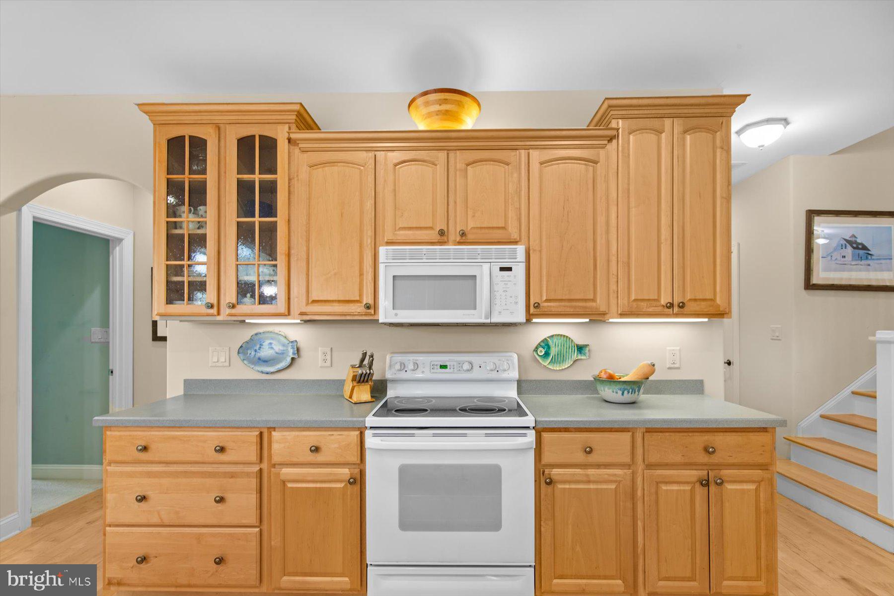 SALT POND - Residential