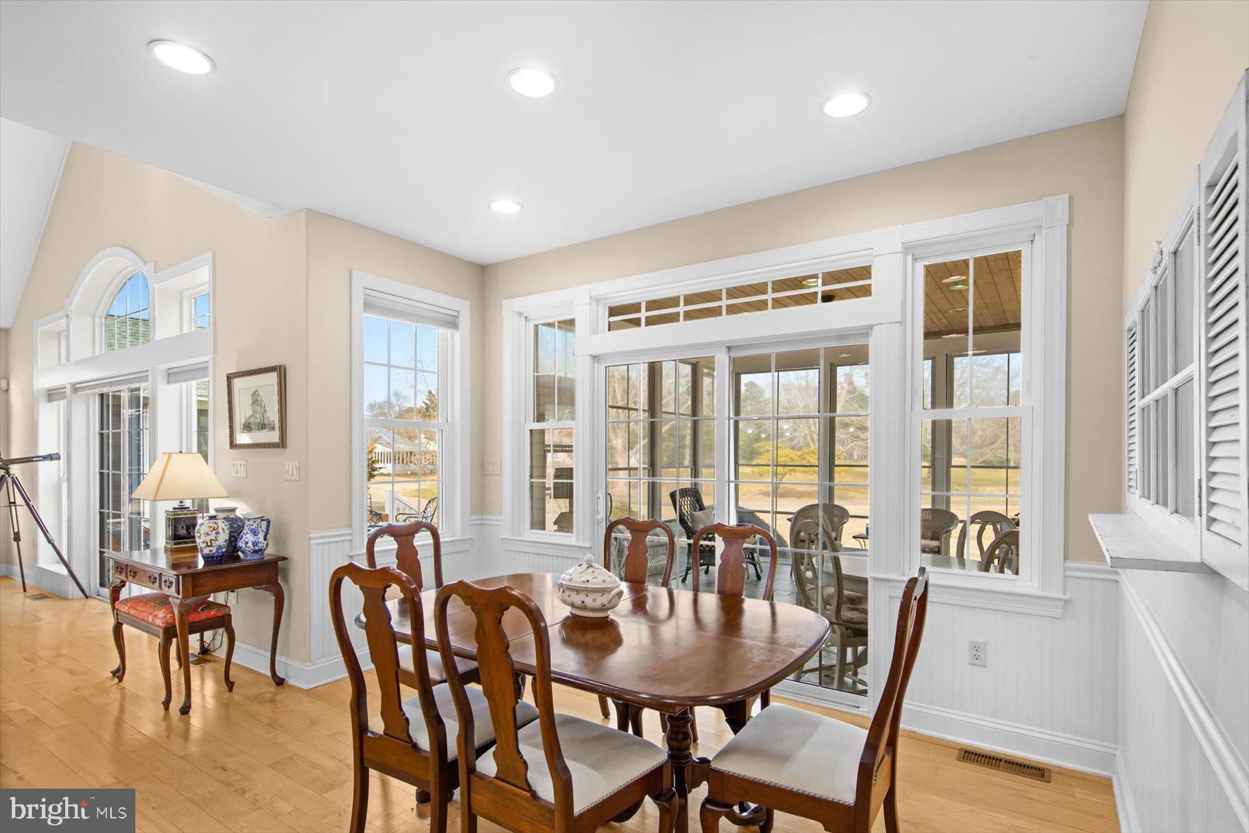 SALT POND - Residential