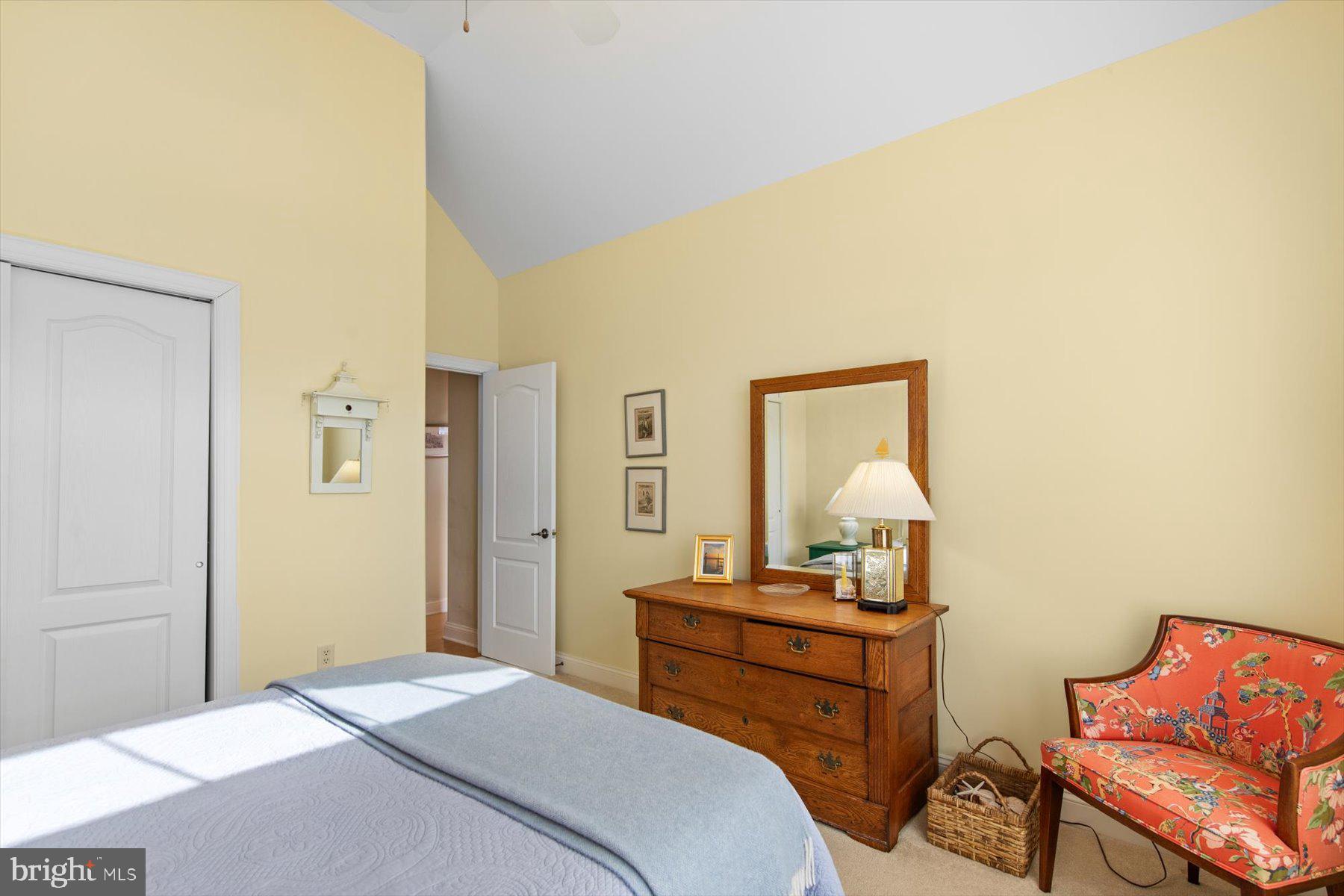 SALT POND - Residential