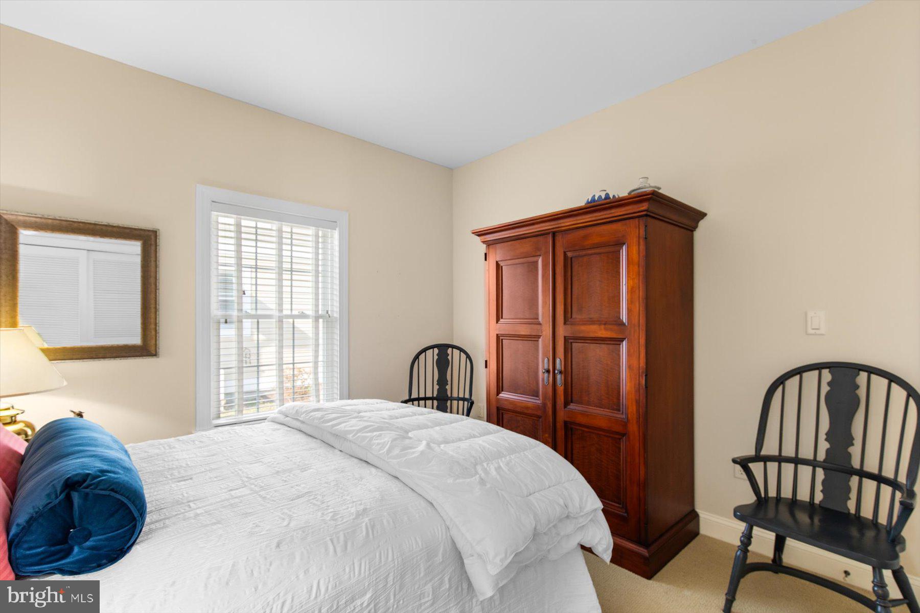 SALT POND - Residential