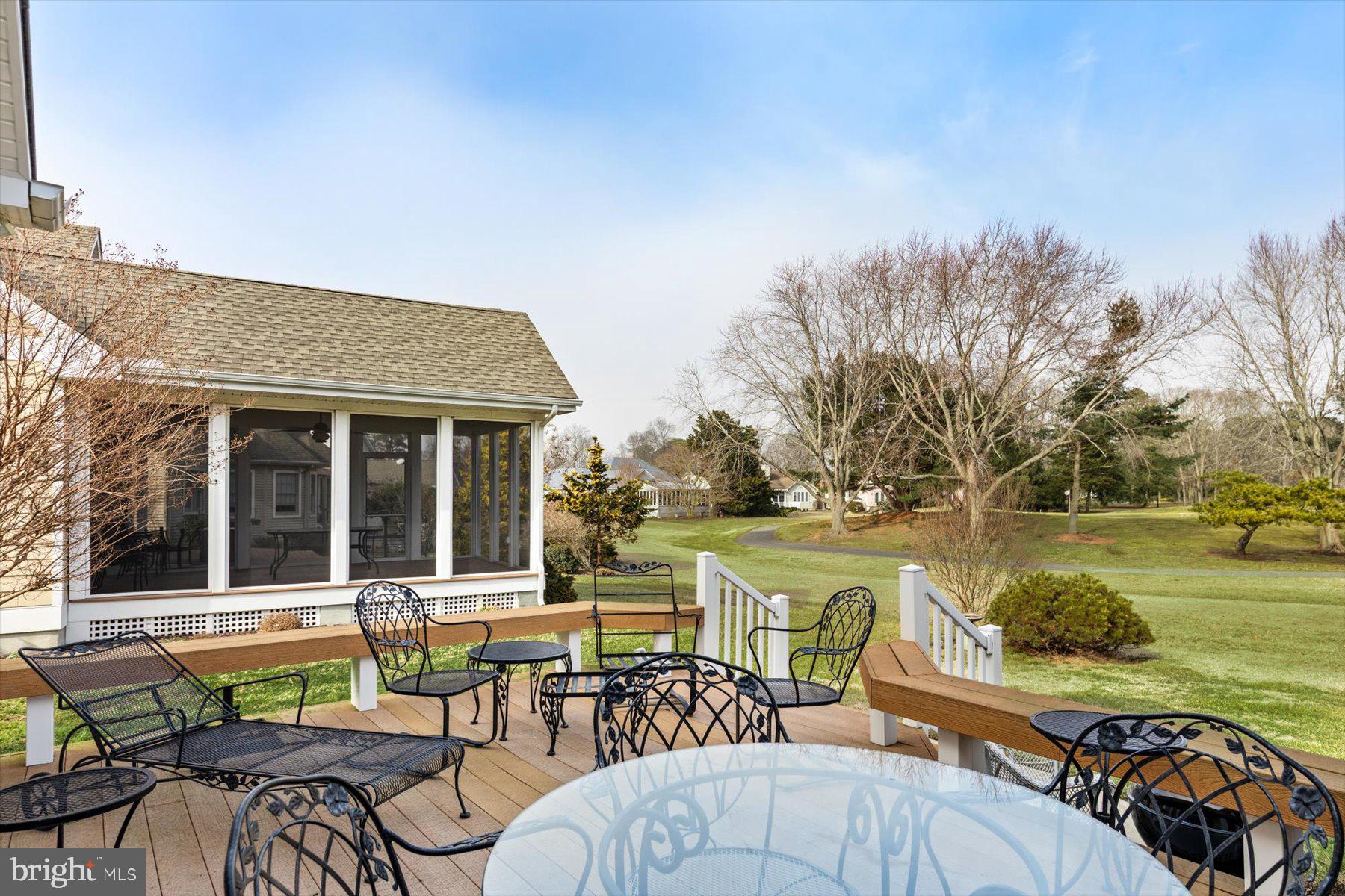 SALT POND - Residential