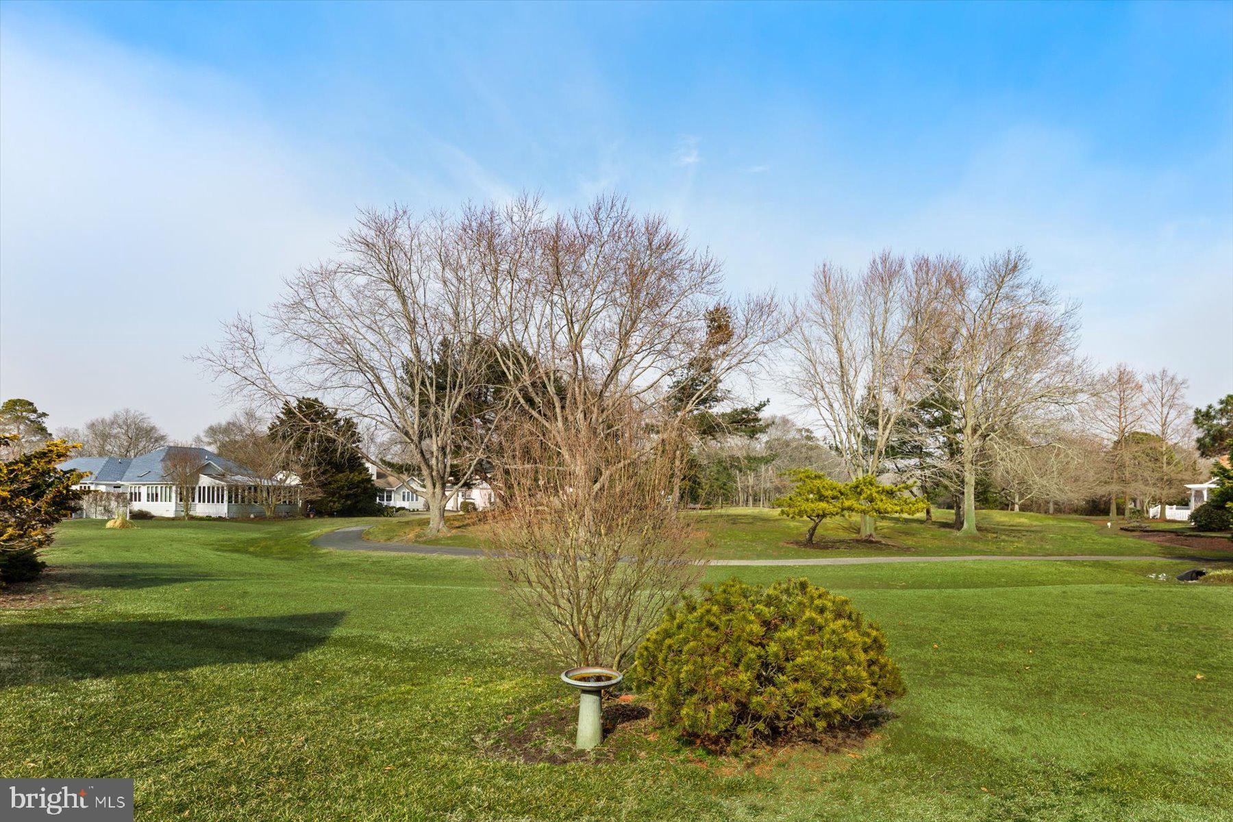 SALT POND - Residential