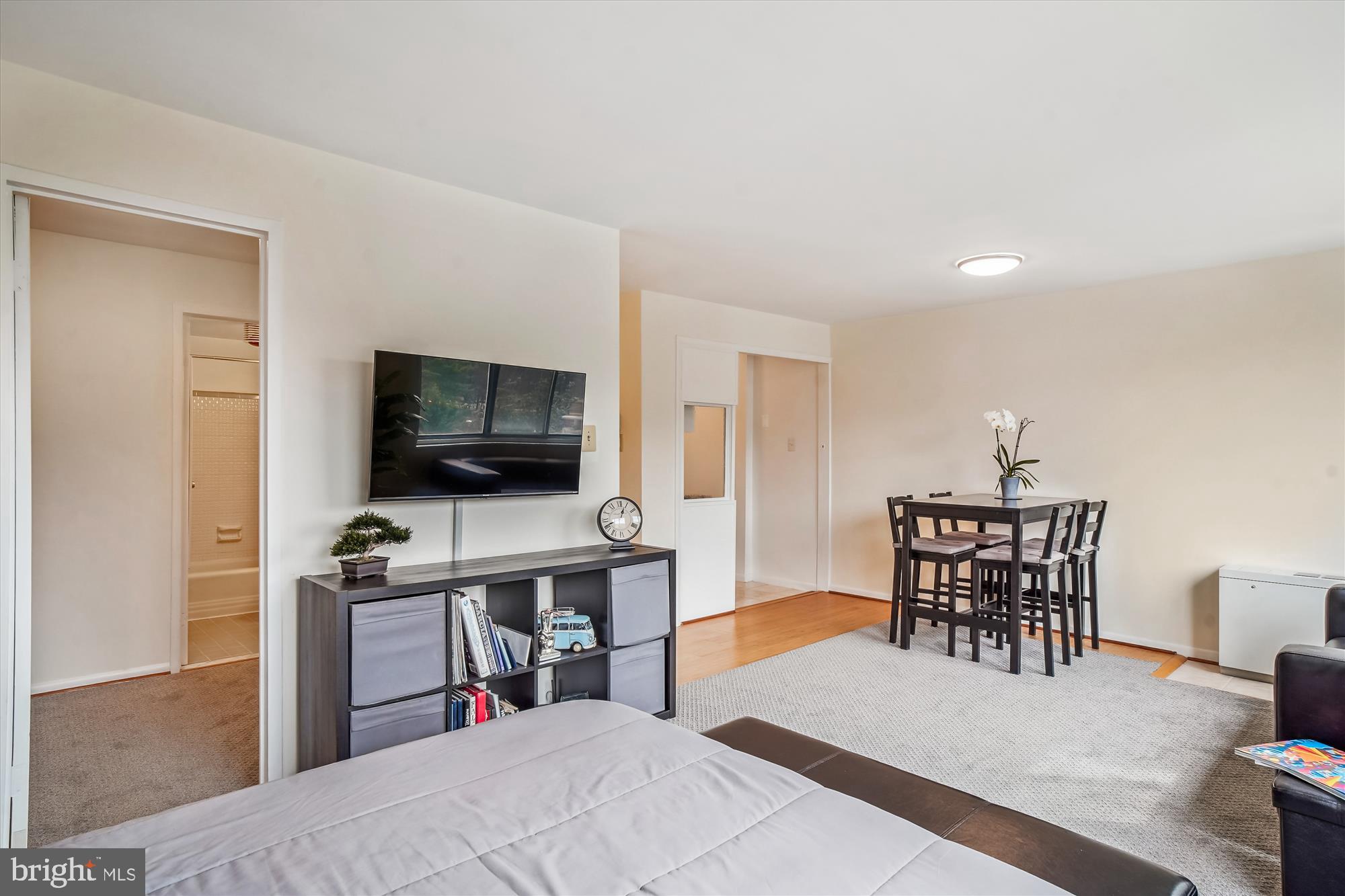 GROSVENOR PARK - Residential Lease