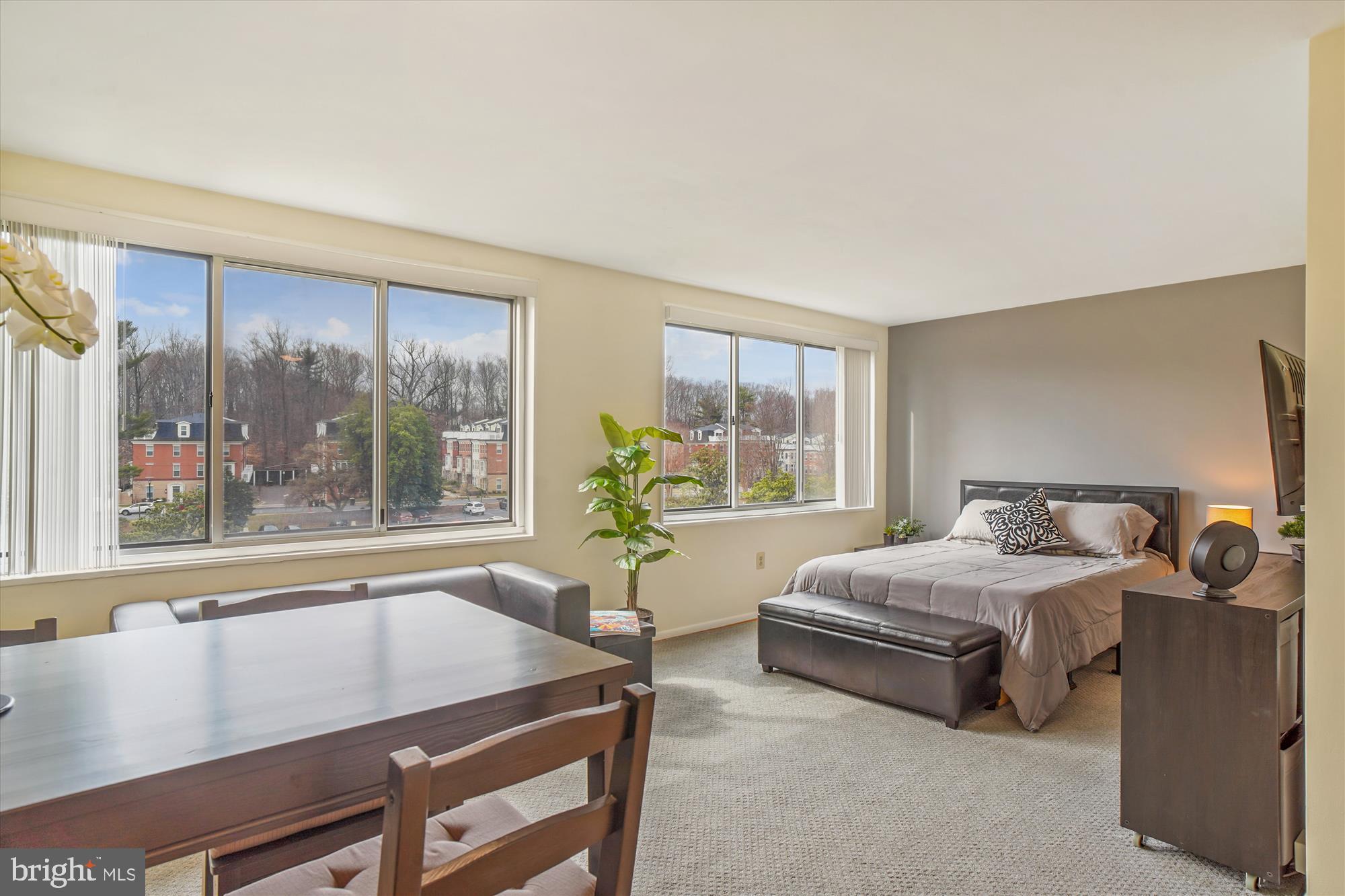 GROSVENOR PARK - Residential Lease