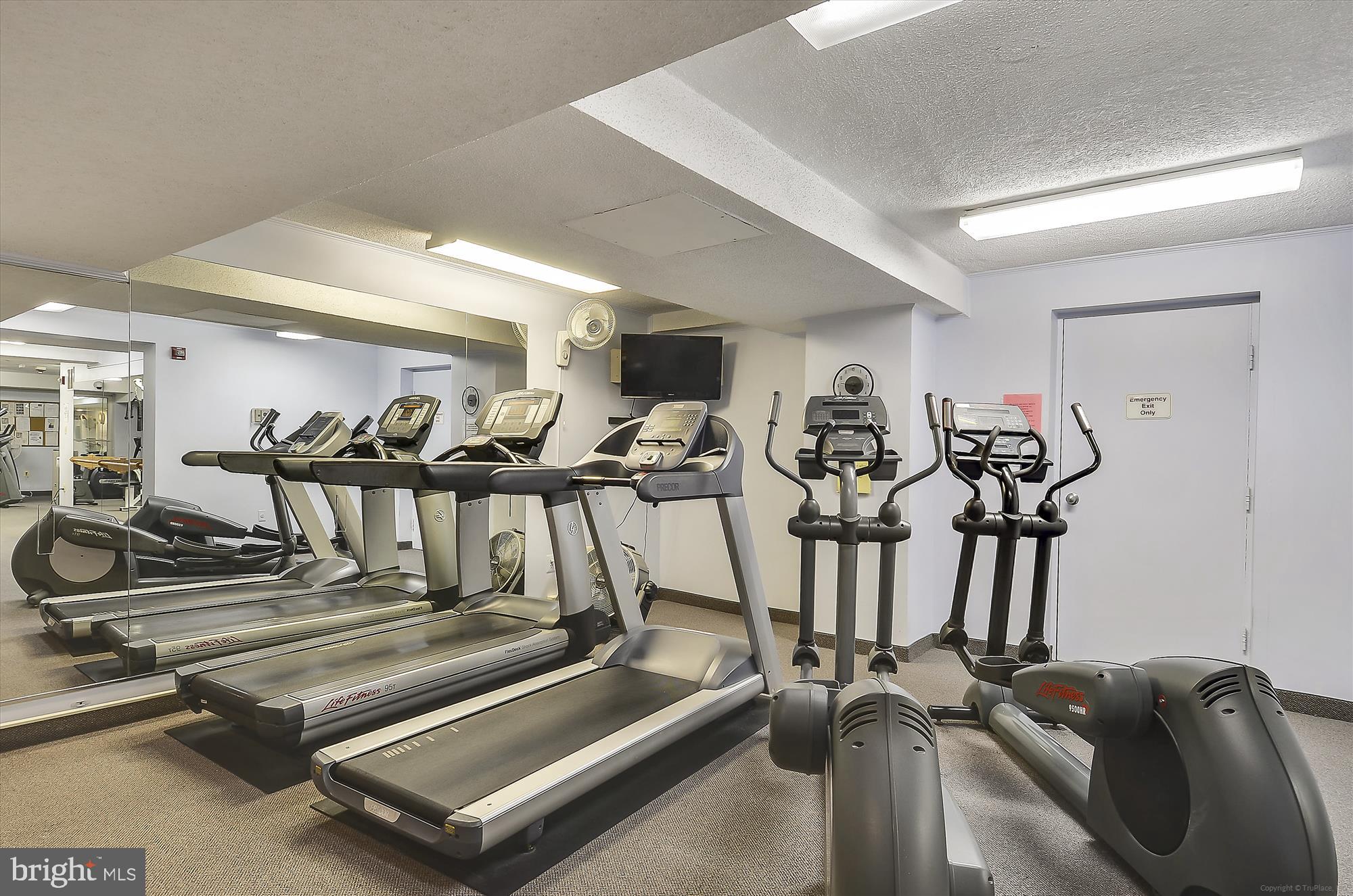 GROSVENOR PARK - Residential Lease